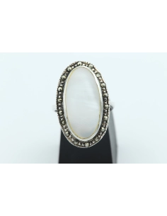 Bague contemporaine en argent 925, nacre et marcassites - 1