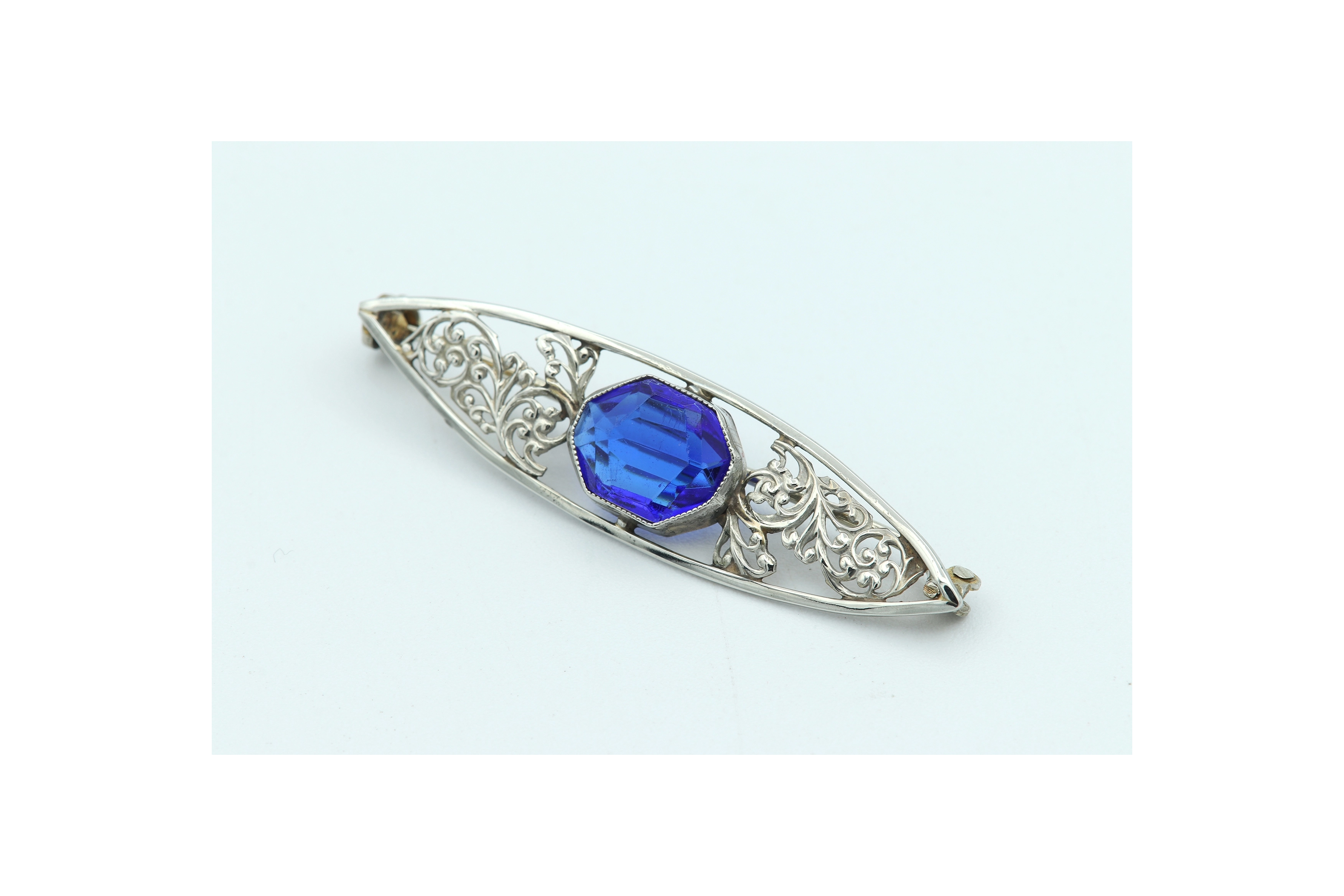 Broche Années 50 en argent et saphir de synthèse - 2