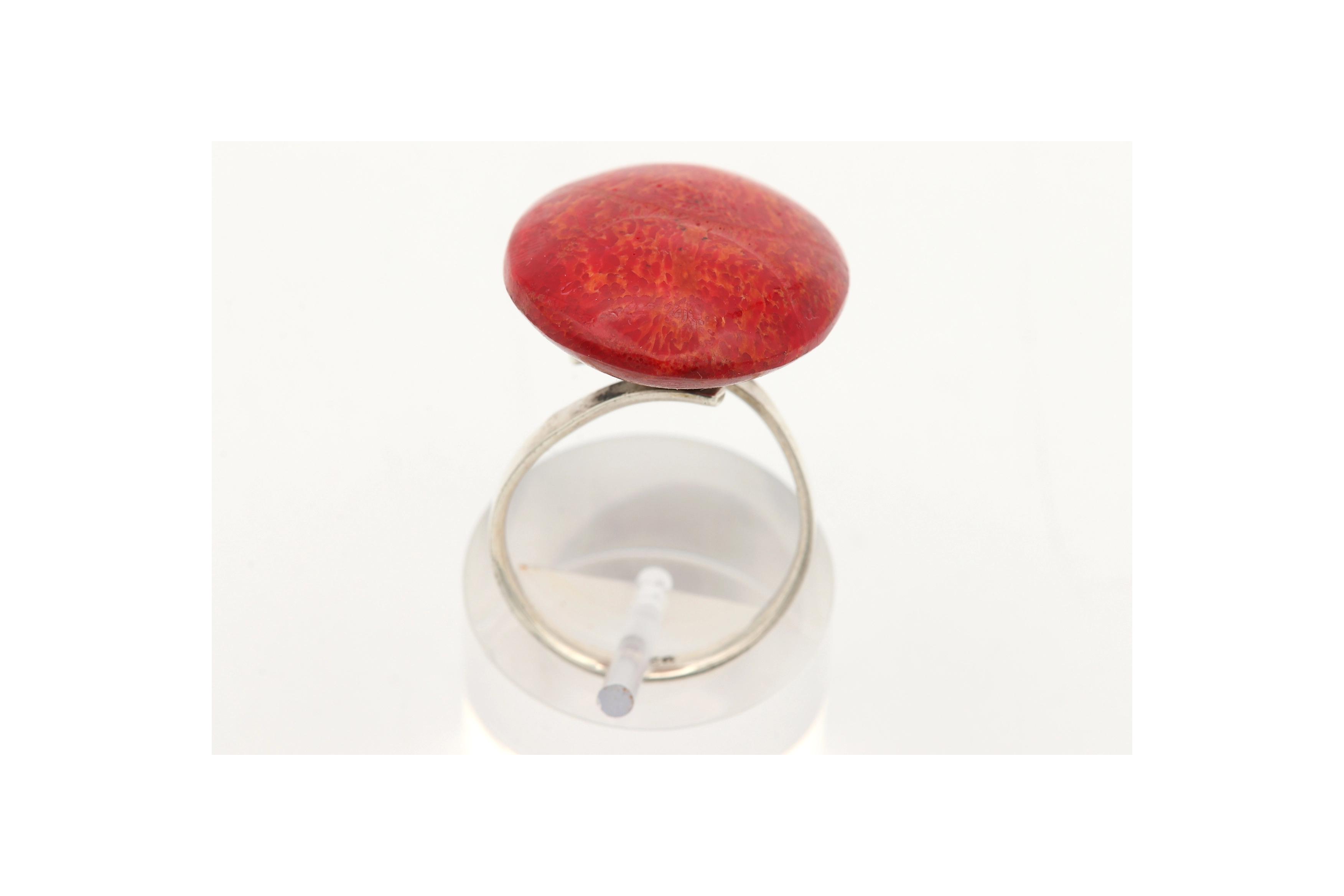 Bague contemporaine en argent 925 et corail - 4