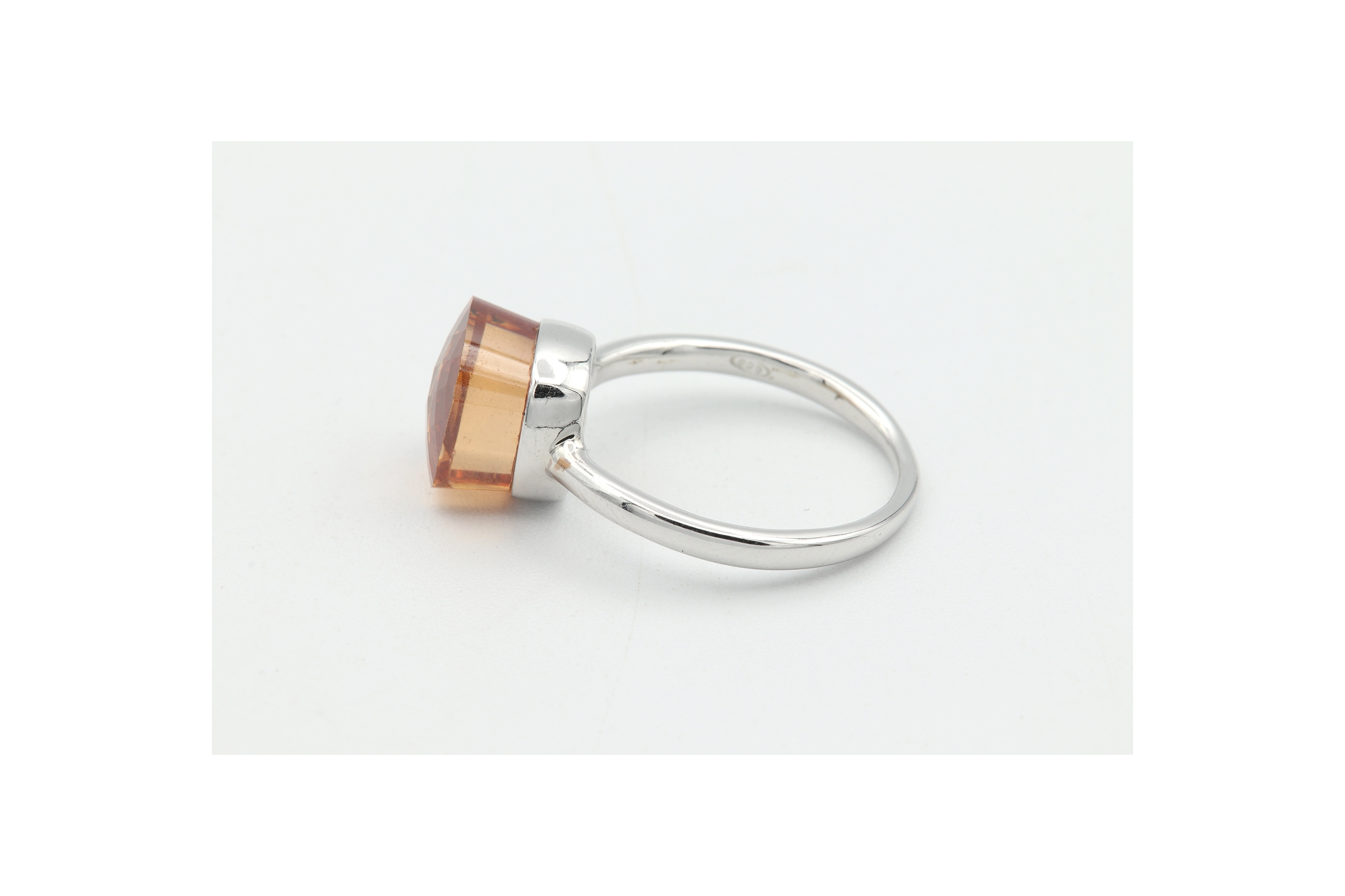 Bague contemporaine en argent 925 sertie d'un zirconium - - 3