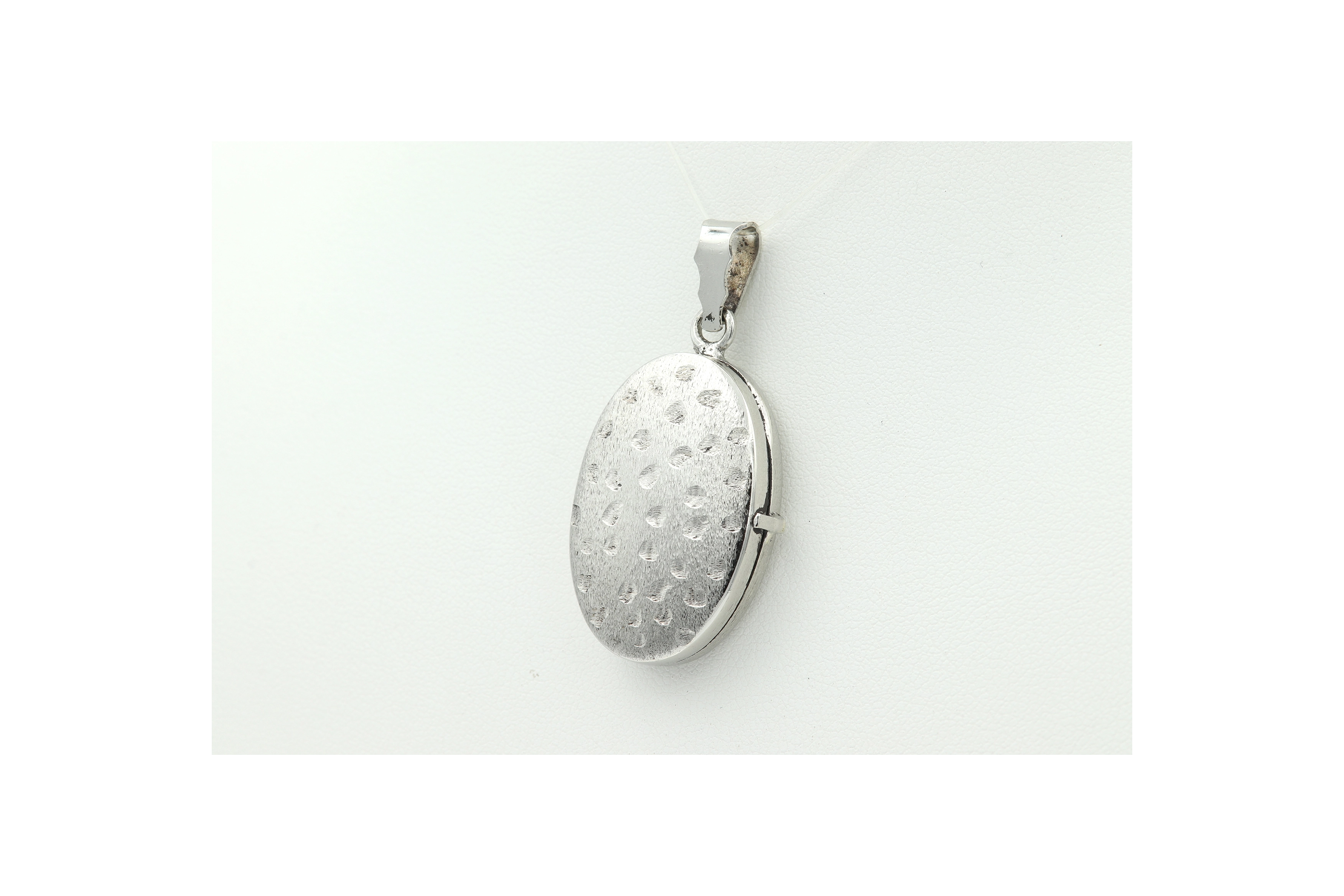 Pendentif porte-photo Années 70 en argent 835 - 2