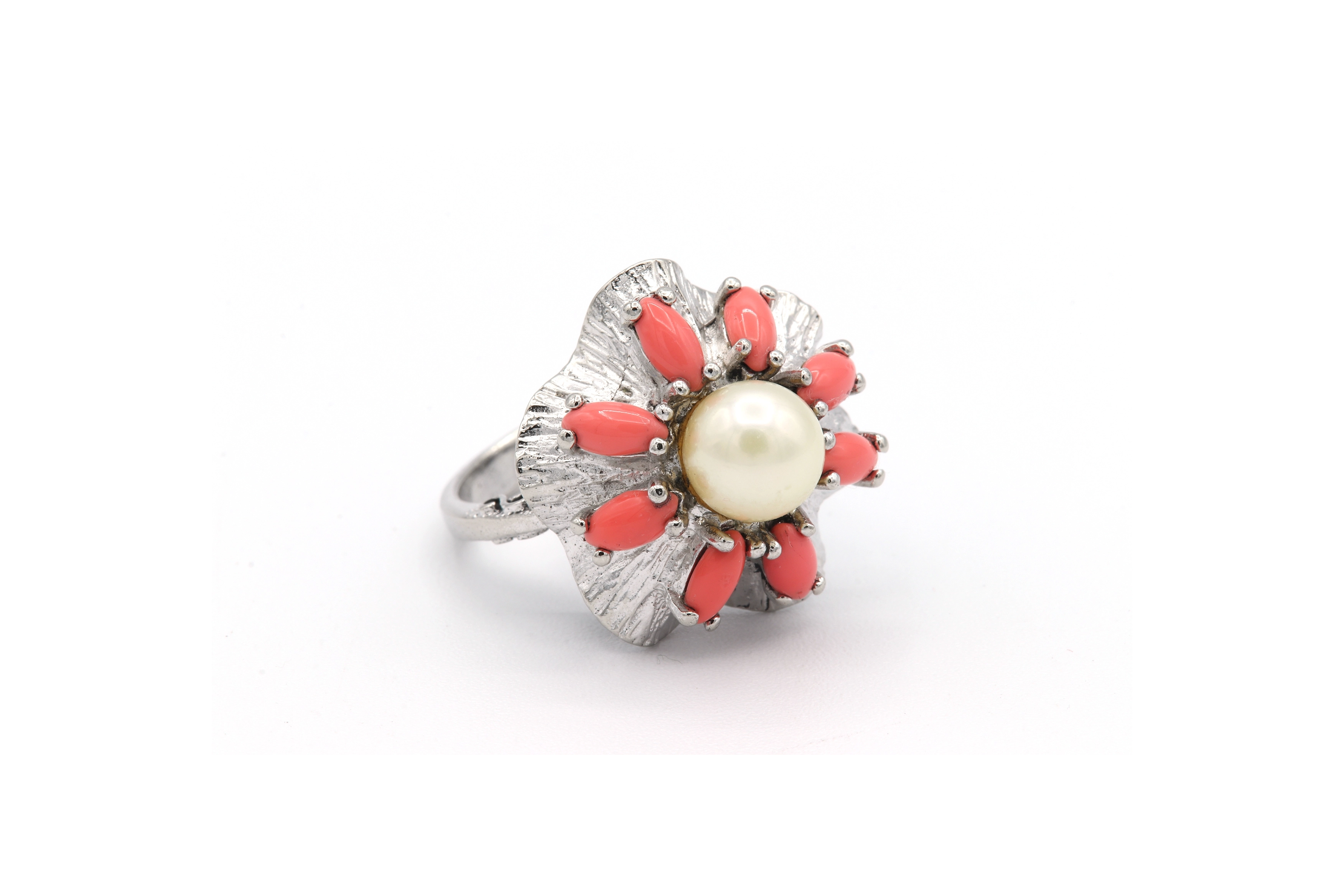 Bague Années 70 en argent, perle et corail - - 5