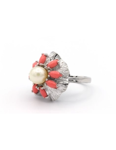 Bague Années 70 en argent, perle et corail - - 2