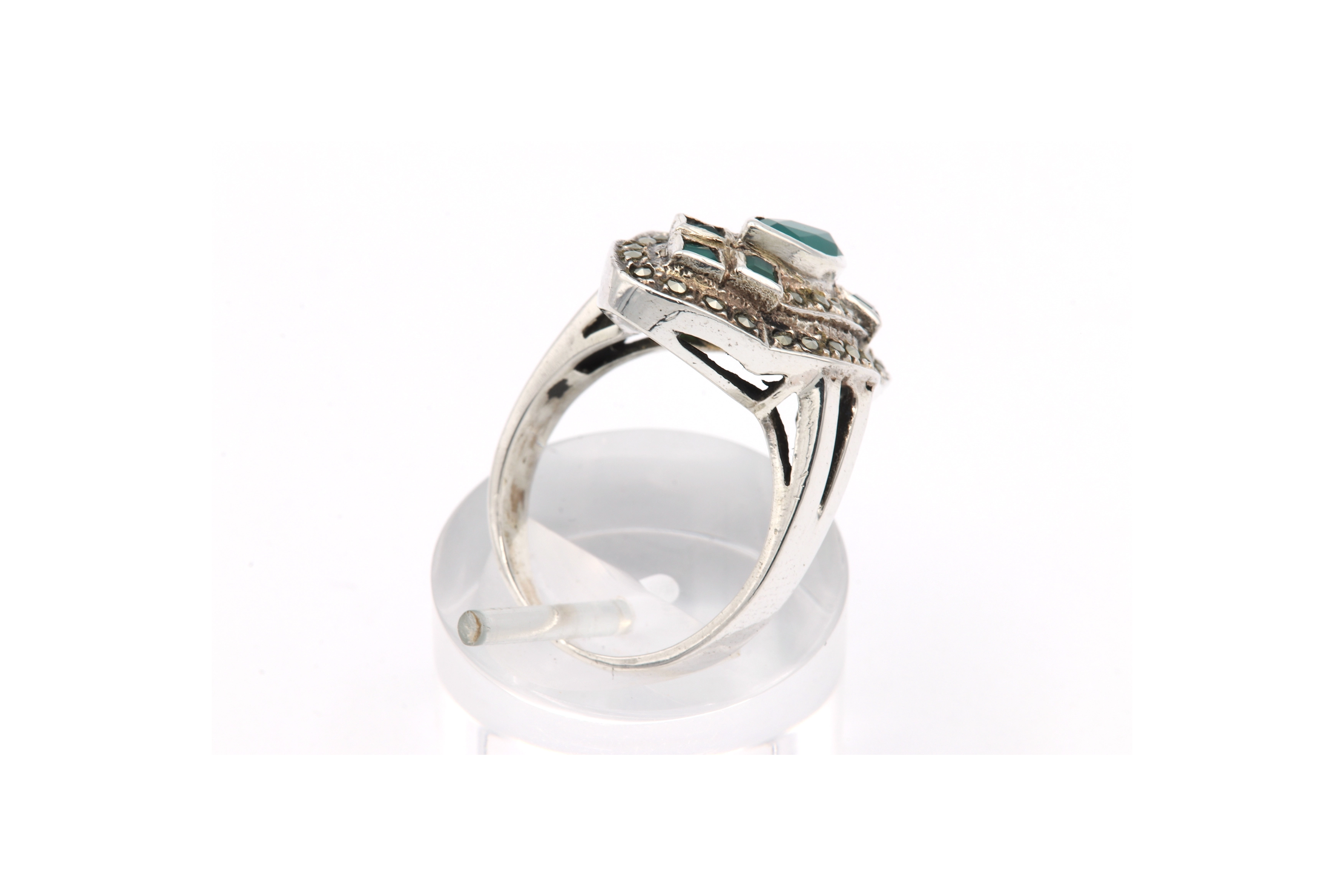 Bague contemporaine en argent 925 sertie de chrysoprase et de marcassite - - 5