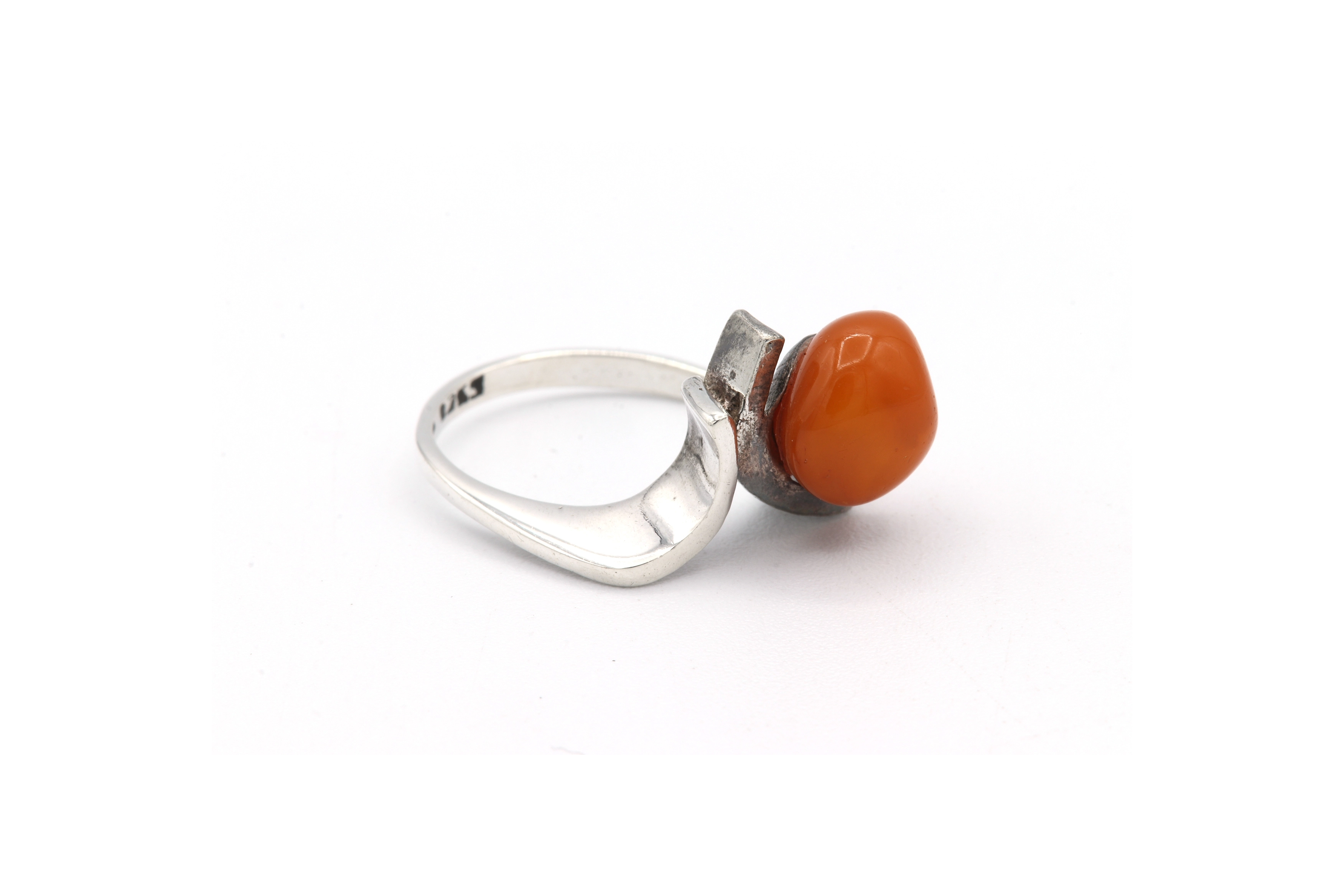 Bague Années 70 en argent 925 sertie d'ambre - 6