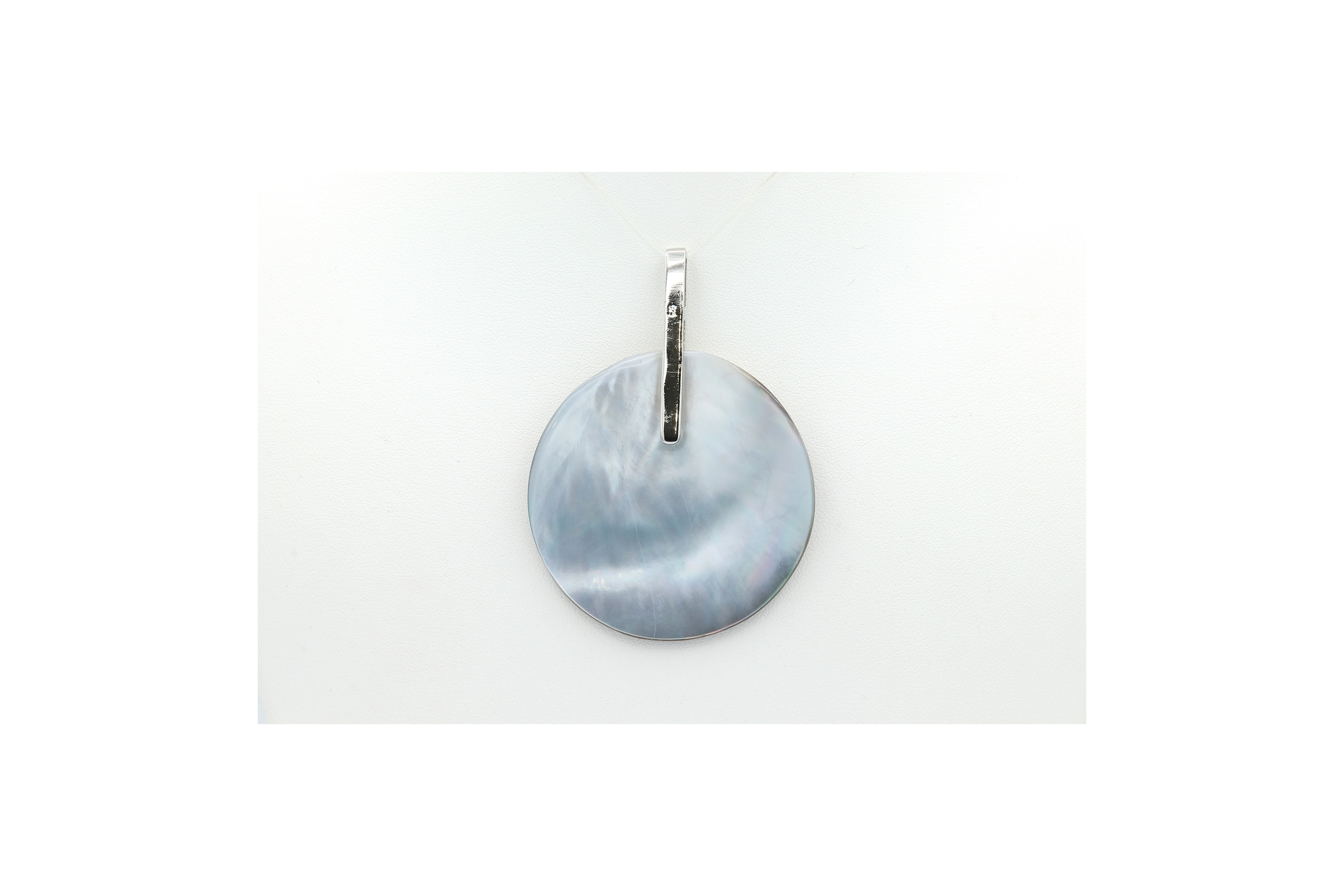 Pendentif contemporain en argent 925 et nacre - 5