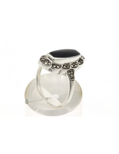 Bague contemporaine en argent 925 sertie d'onyx et de marcassites - 5