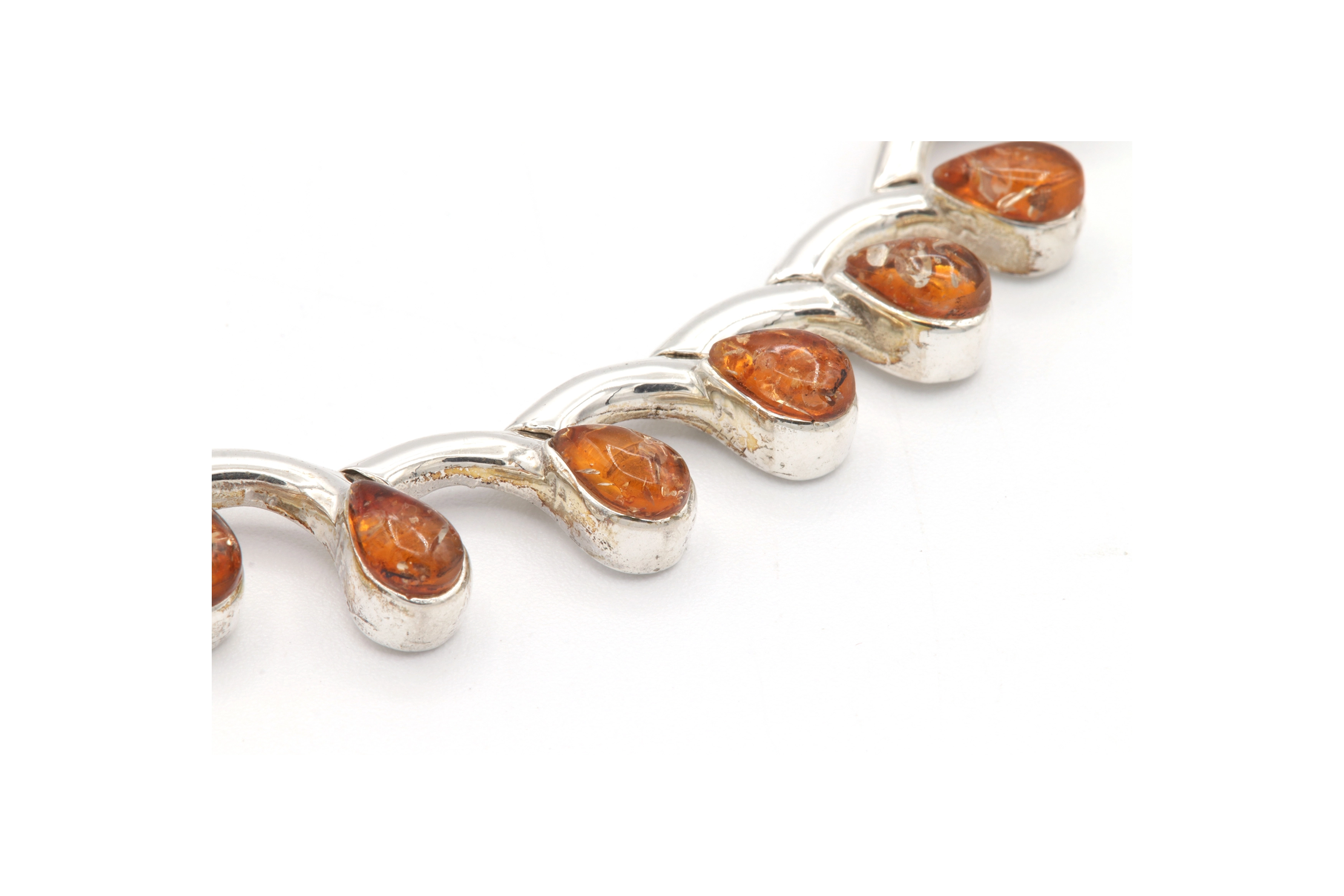 Bracelet contemporain en argent sertie d'ambre - 6