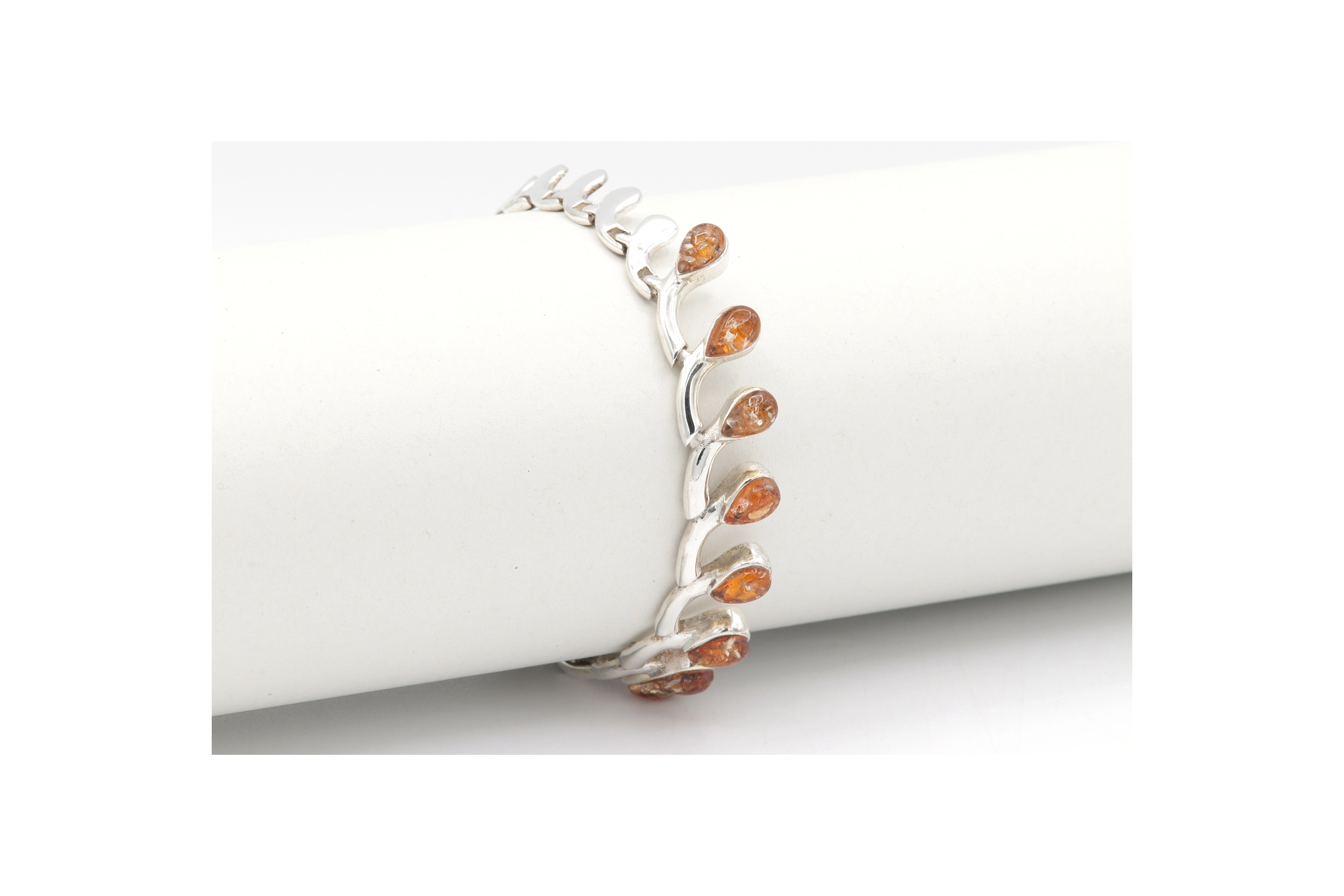 Bracelet contemporain en argent sertie d'ambre - 3