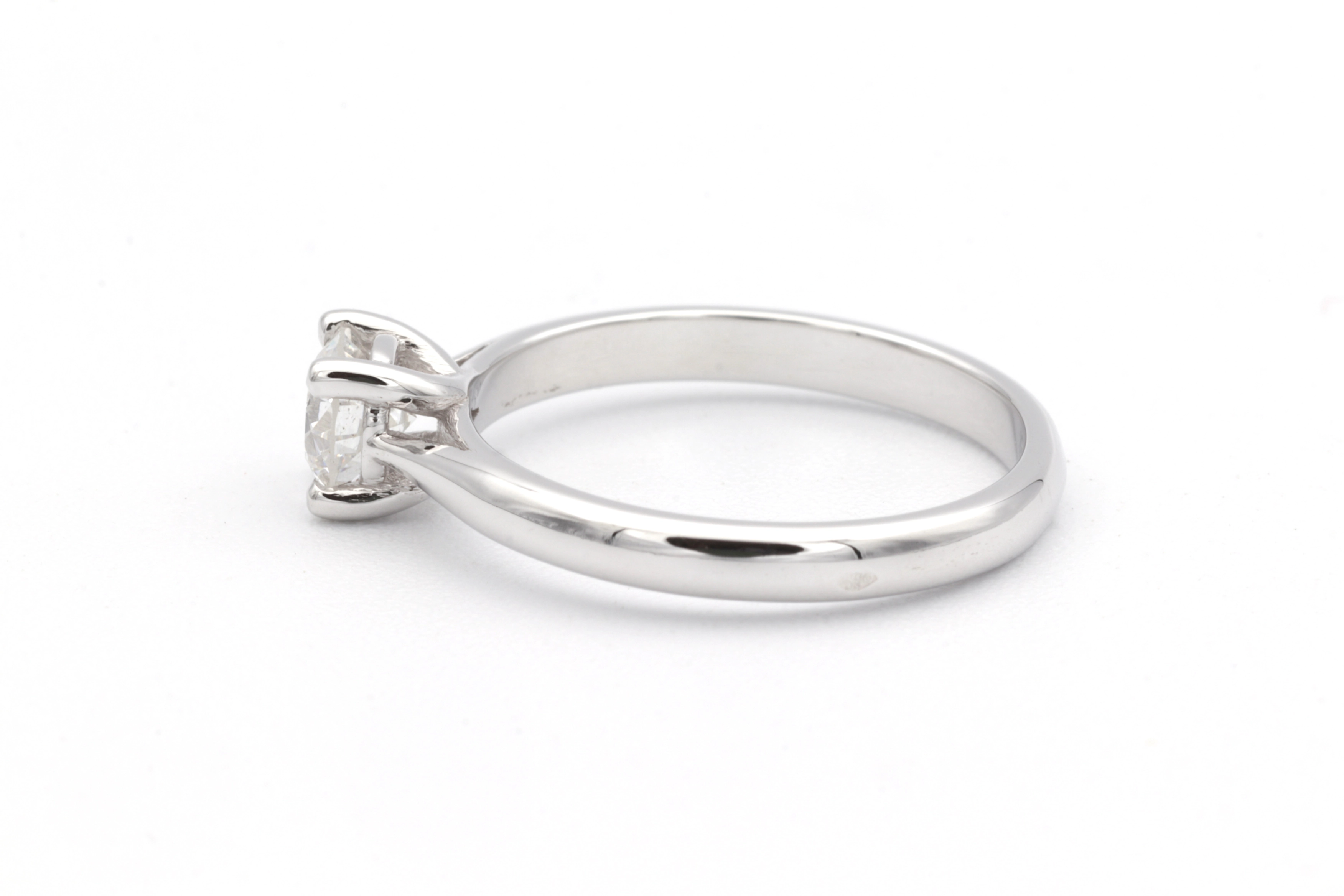 Solitaire contemporain en or blanc 18 carats serti d'un diamant (0.50 ct) - 3