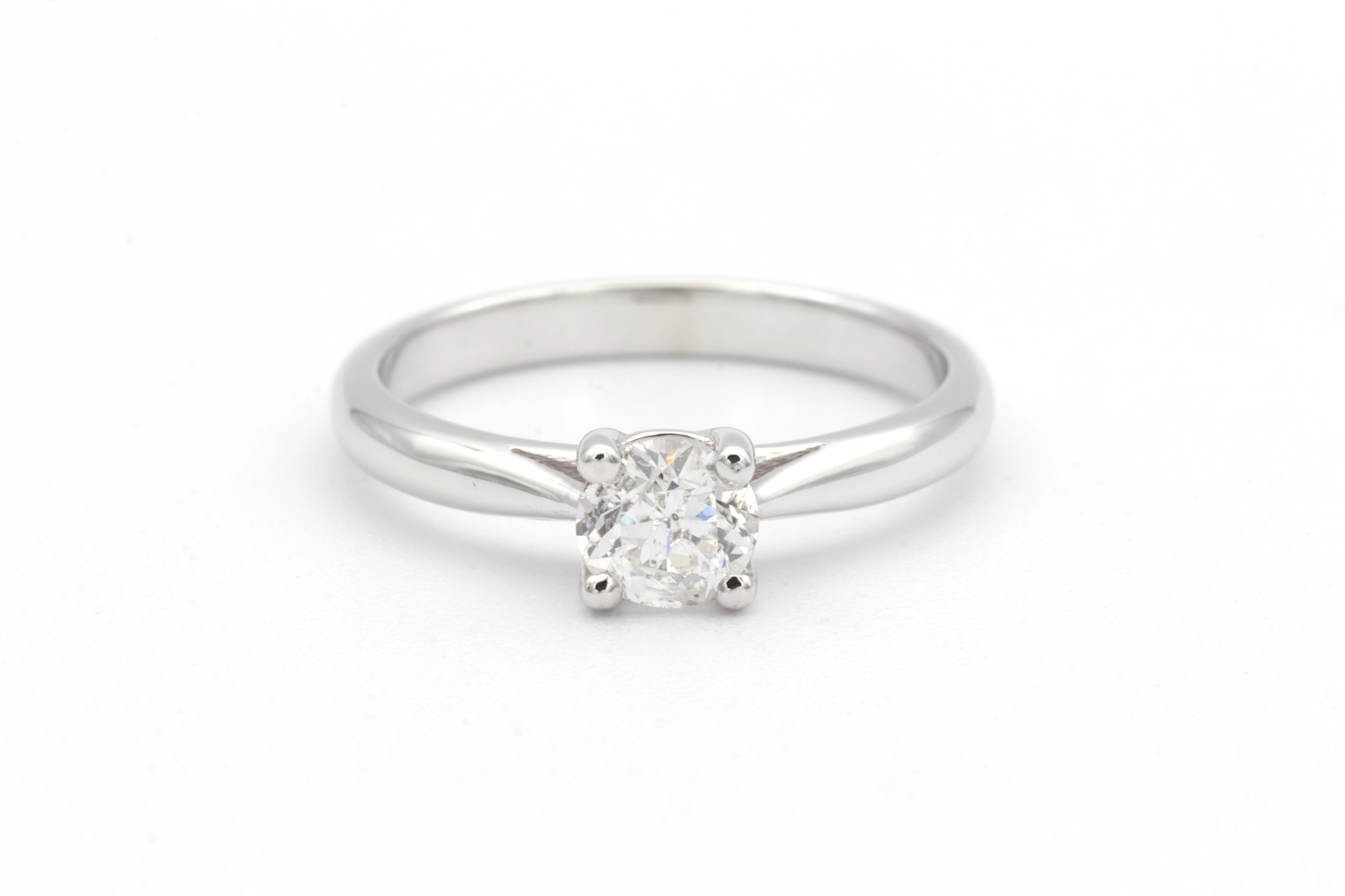 Solitaire contemporain en or blanc 18 carats serti d'un diamant (0.50 ct) - 1