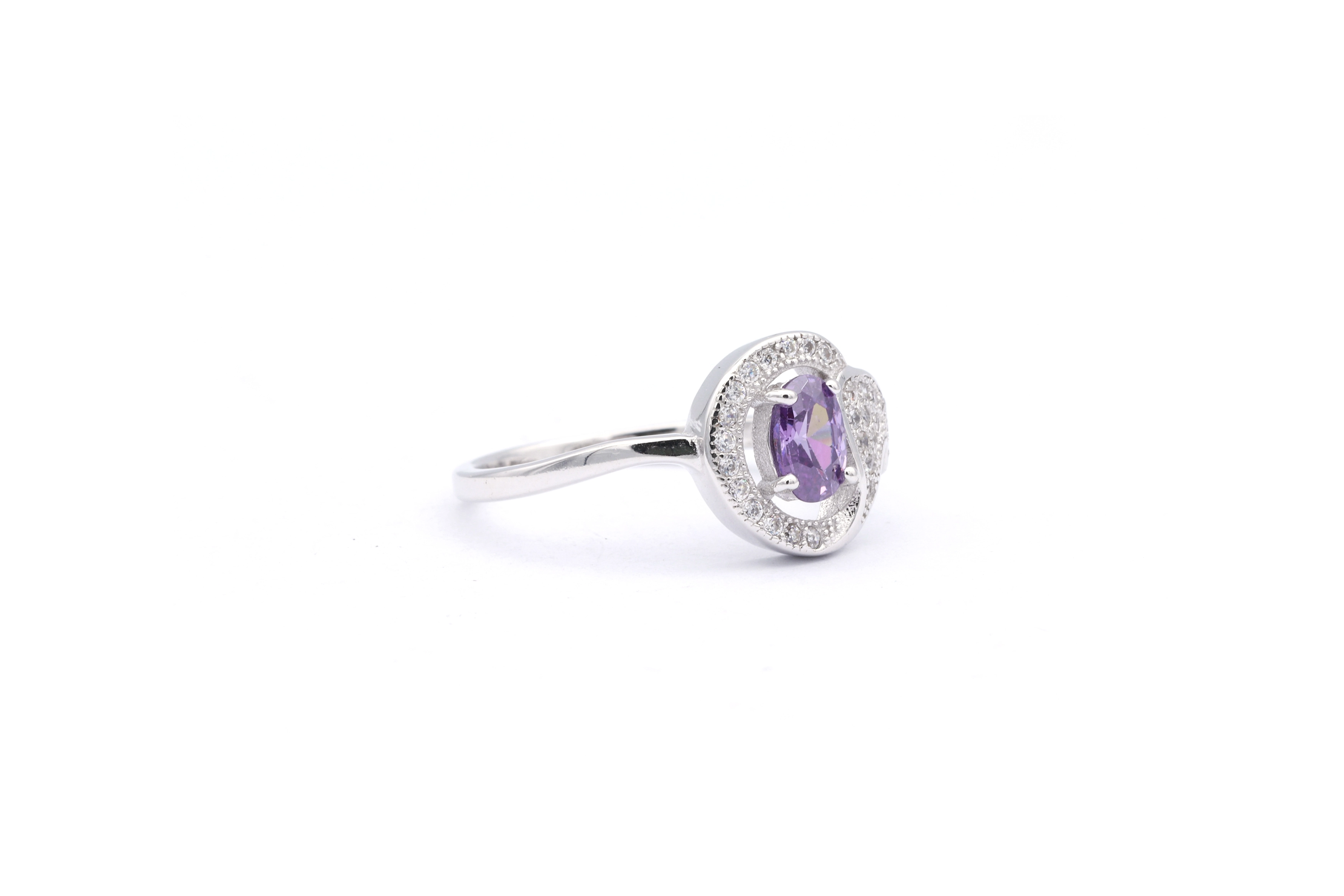 Bague contemporaine en argent 925 sertie d'une améthyste et de zirconiums - 6