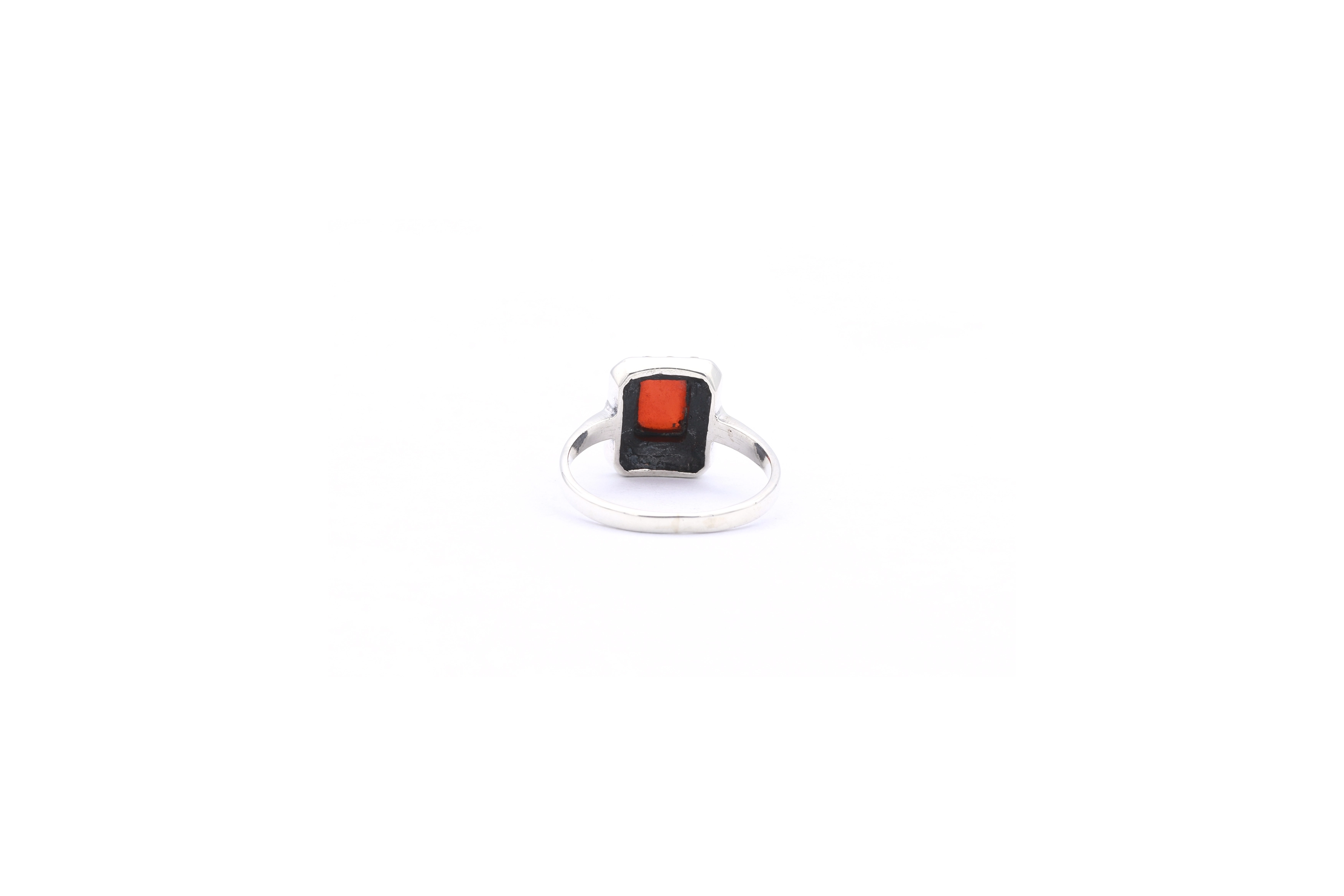Bague contemporaine en argent 925 sertie de cornaline et de marcassites - 4