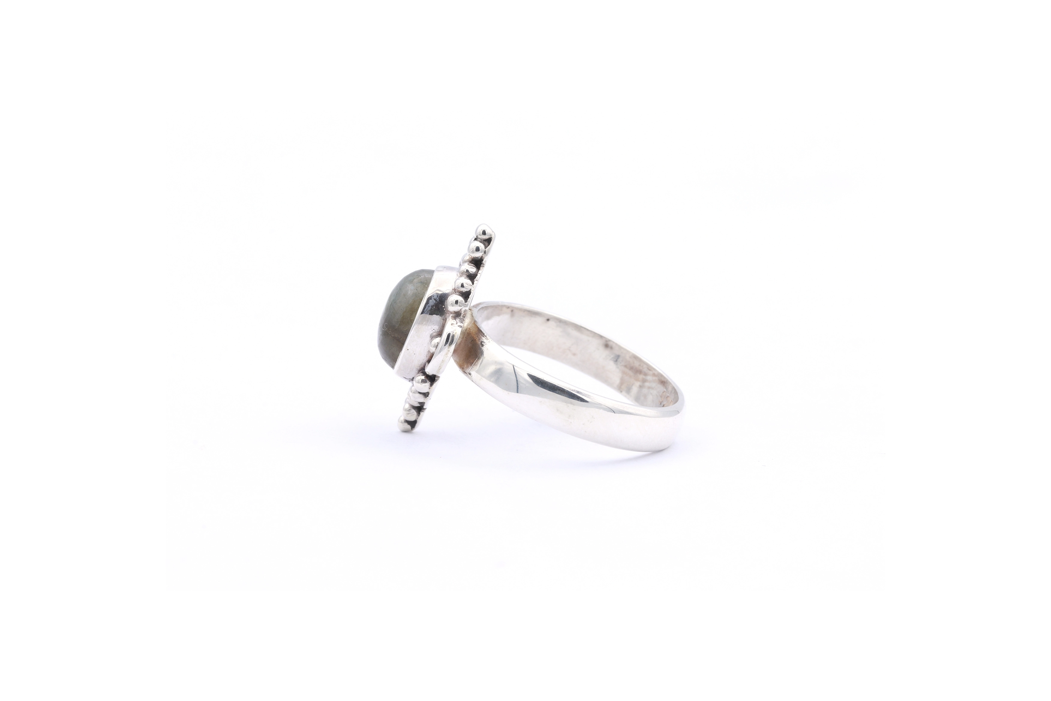 Bague contemporaine en argent 925 sertie de labradorite - 3