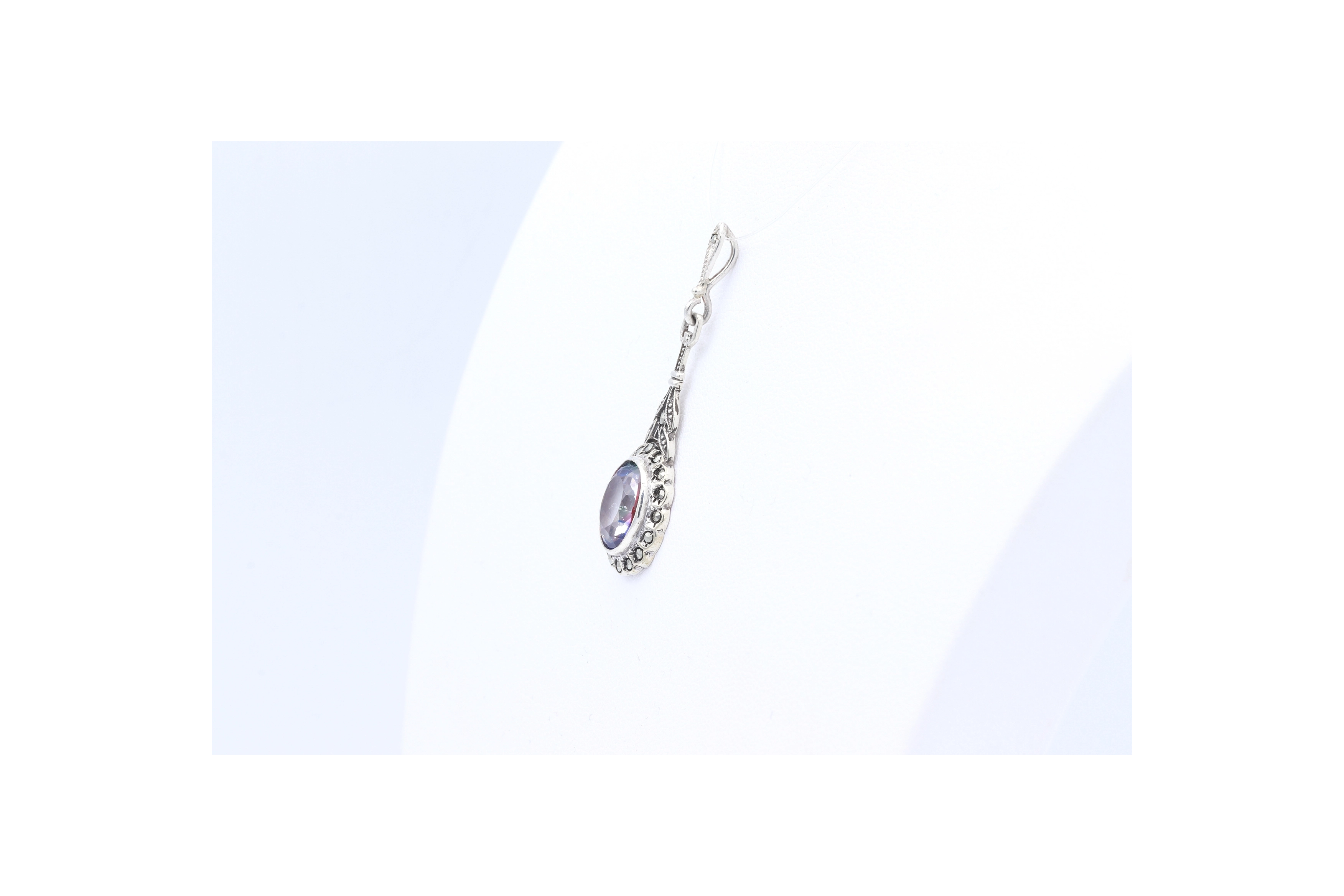 Pendentif contemporain en argent serti d'une pierre du Rhin et de marcassites - 3
