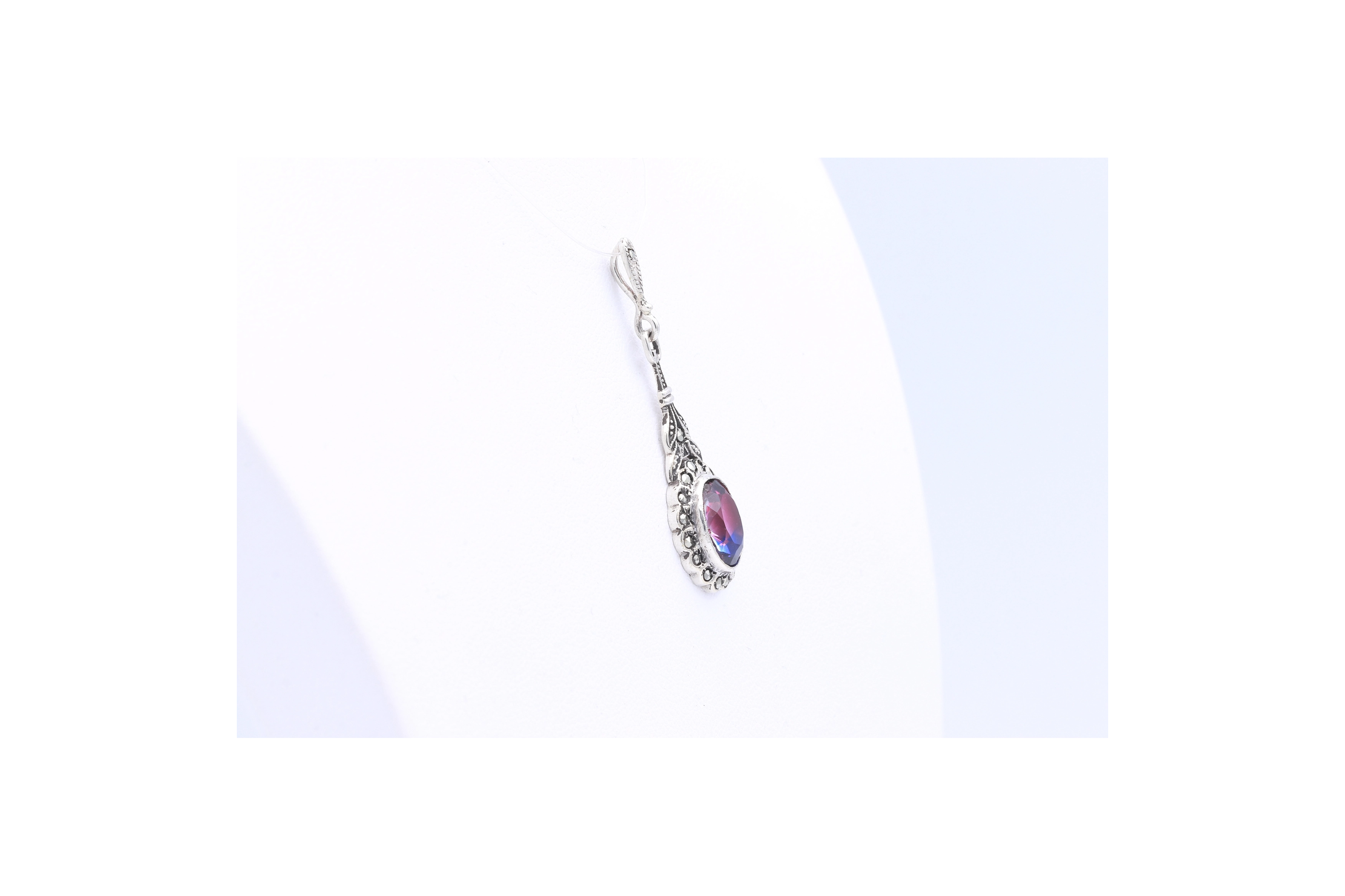 Pendentif contemporain en argent serti d'une pierre du Rhin et de marcassites - 4