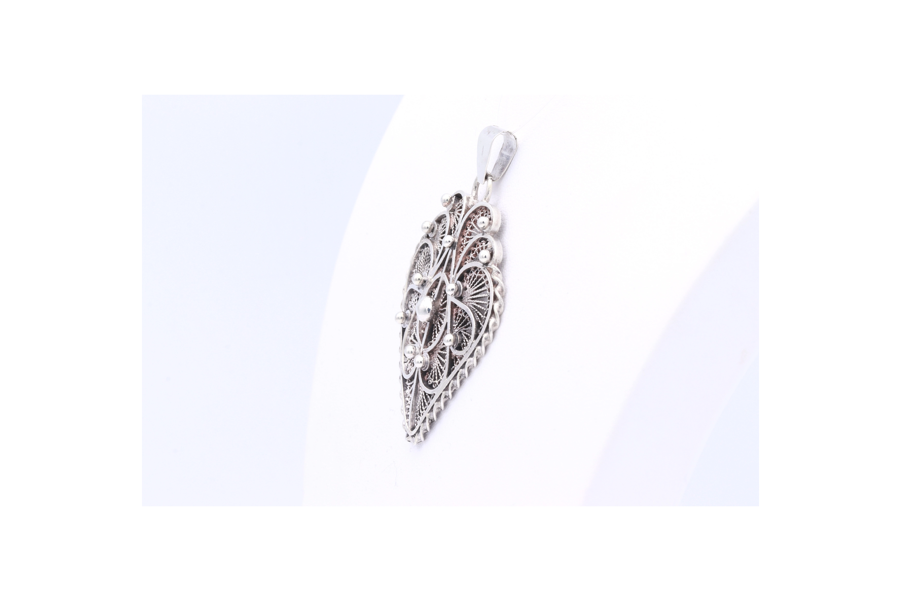 Pendentif contemporain en argent filigrané - 3