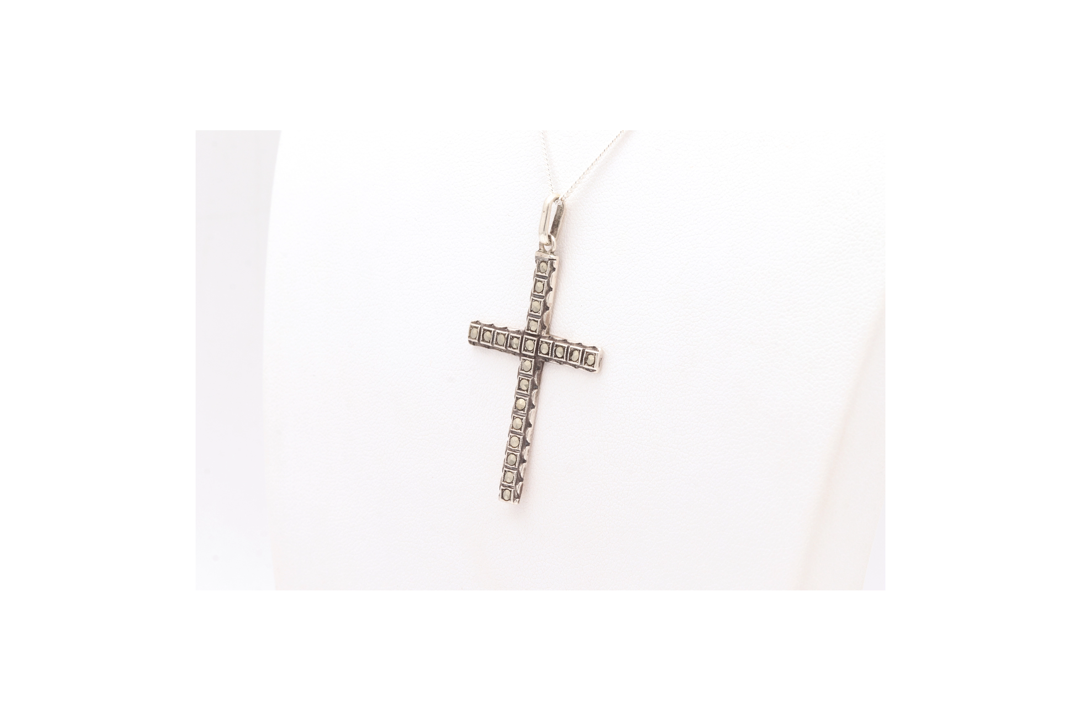 Pendentif Années 50 en argent serti de marcassites - 2