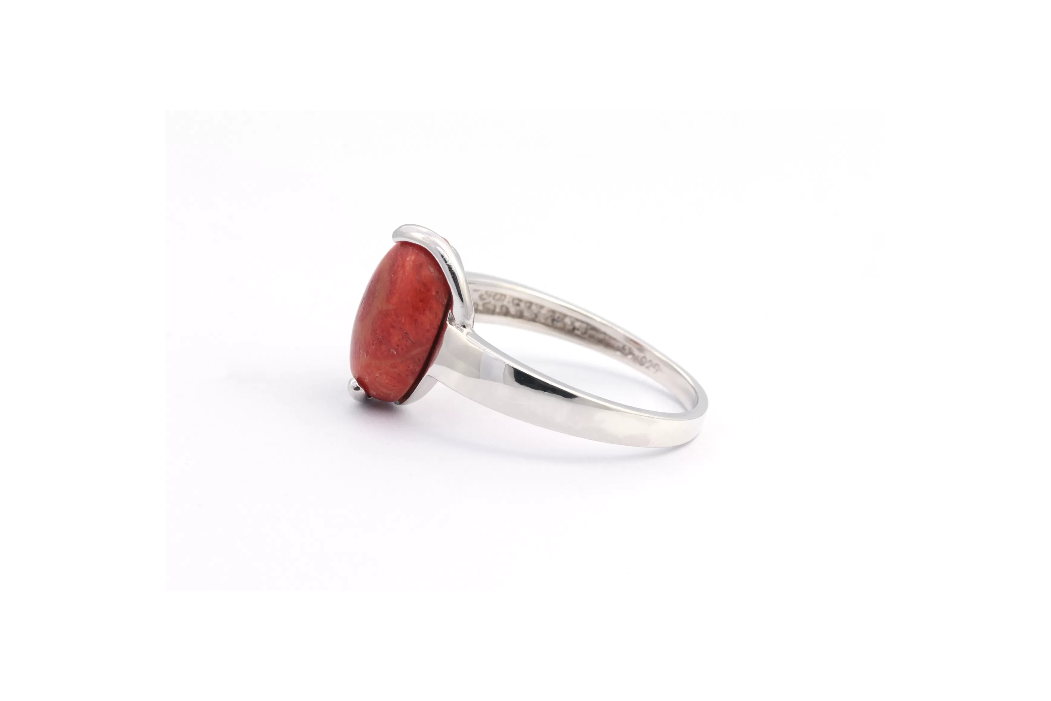 Bague Contemporaine en argent 925 serti de corail - 3