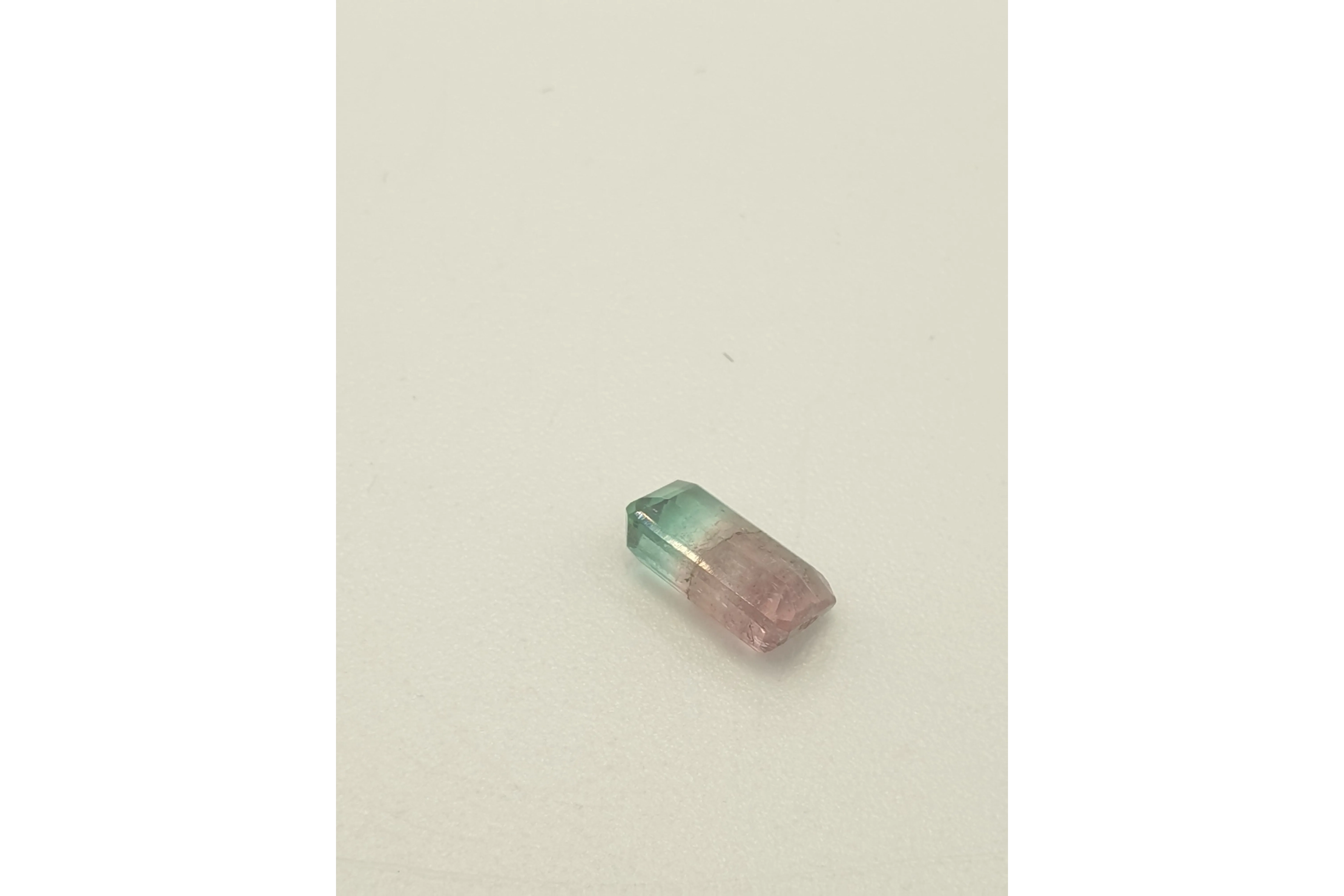 Tourmaline variété elbaite "watermelon" 1.25ct - 6