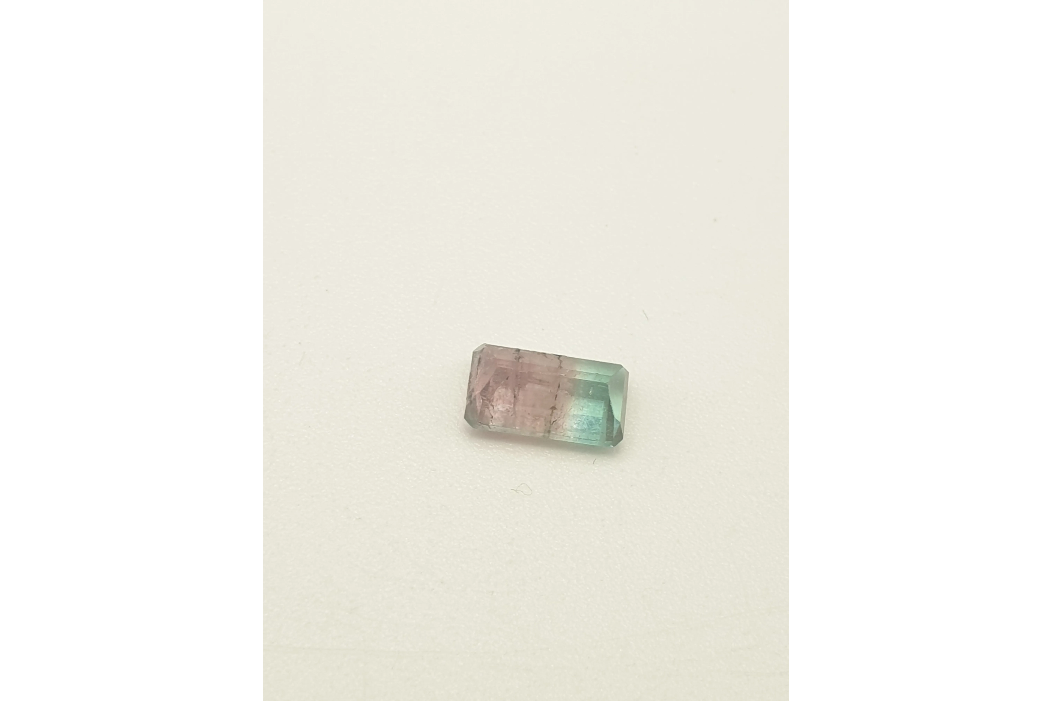 Tourmaline variété elbaite "watermelon" 1.25ct - 9