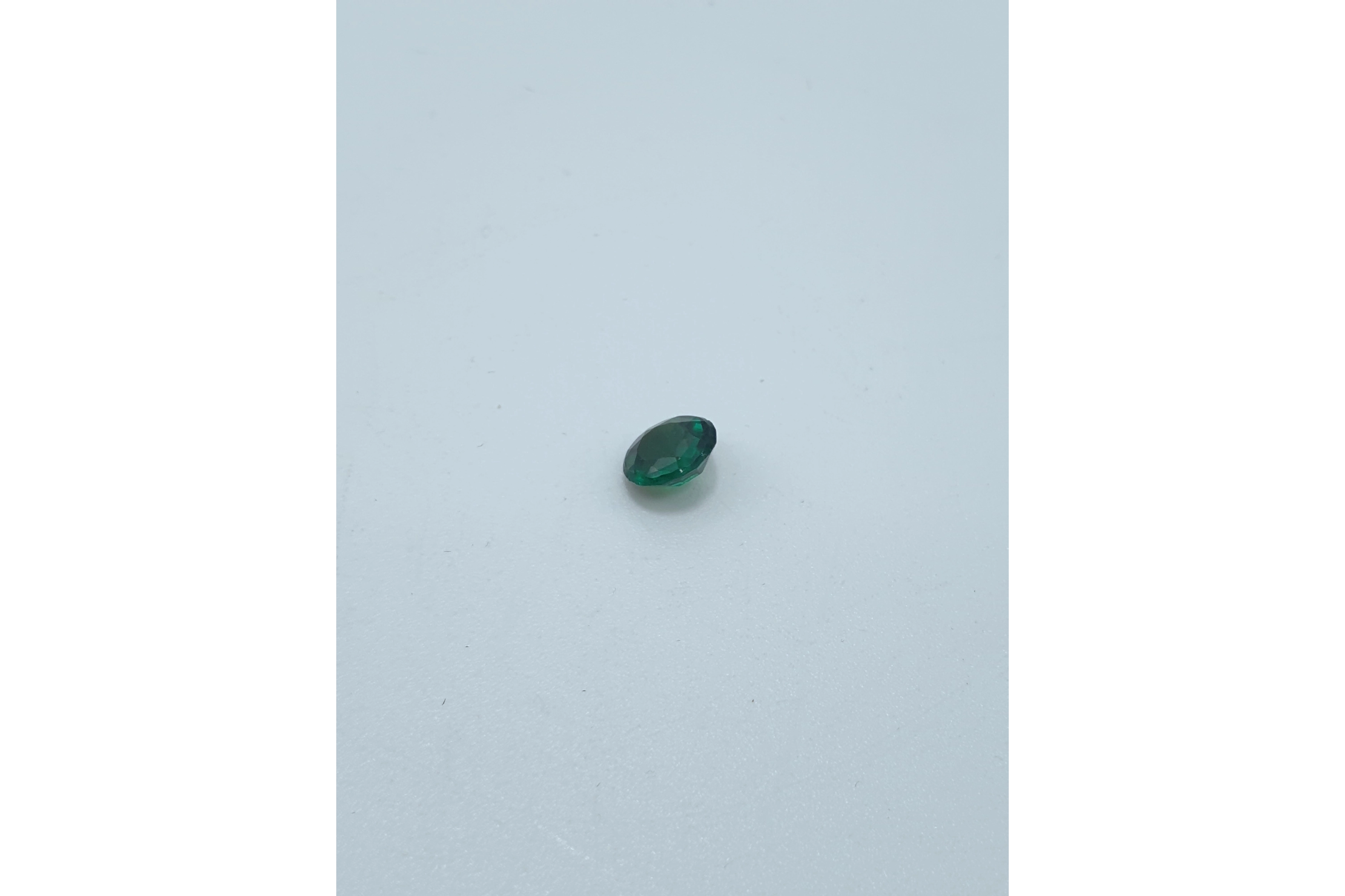 Doublet grenat verre imitation 1.29ct - 3