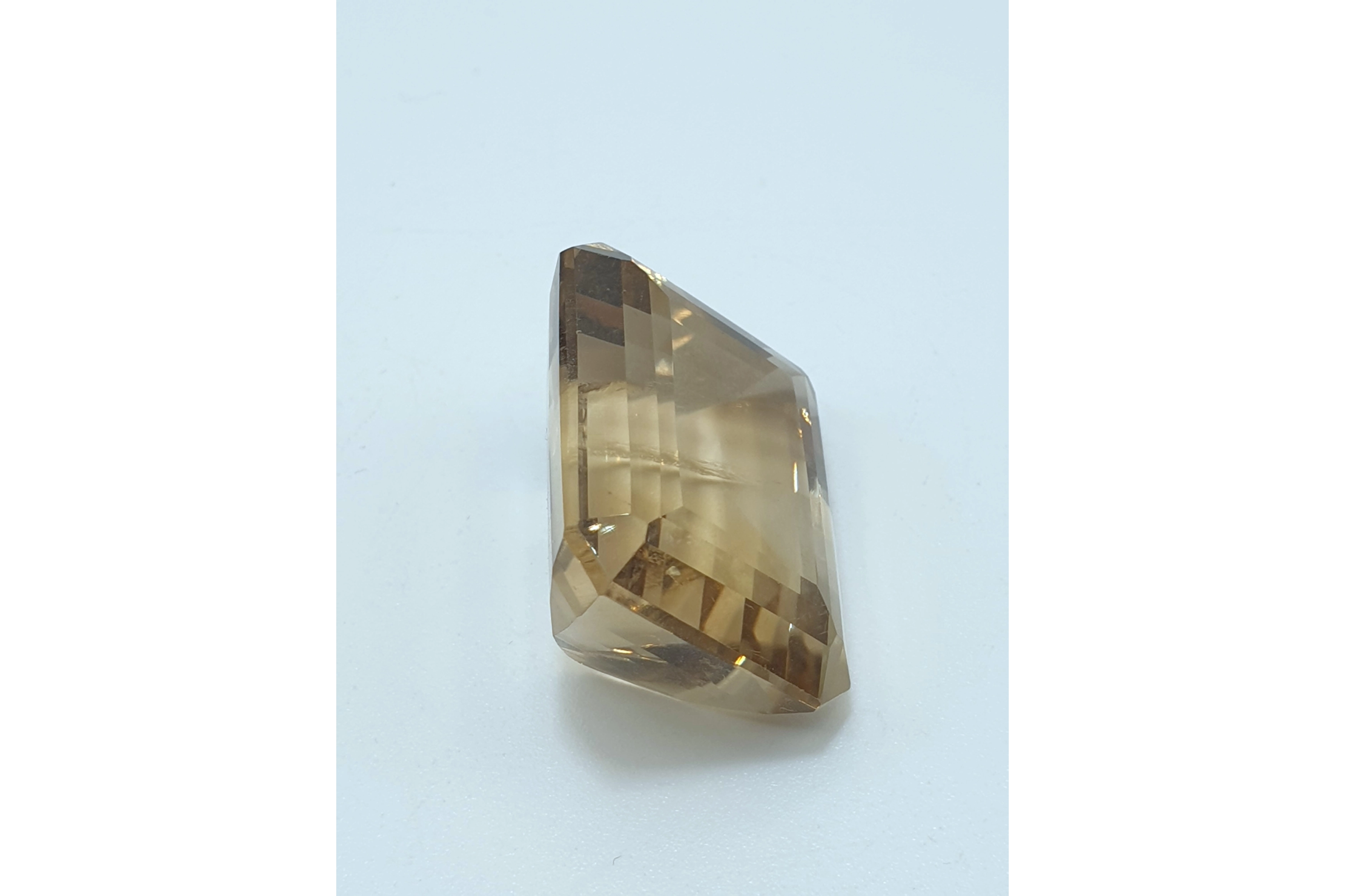 Quartz variété citrine 54.00 ct - 7