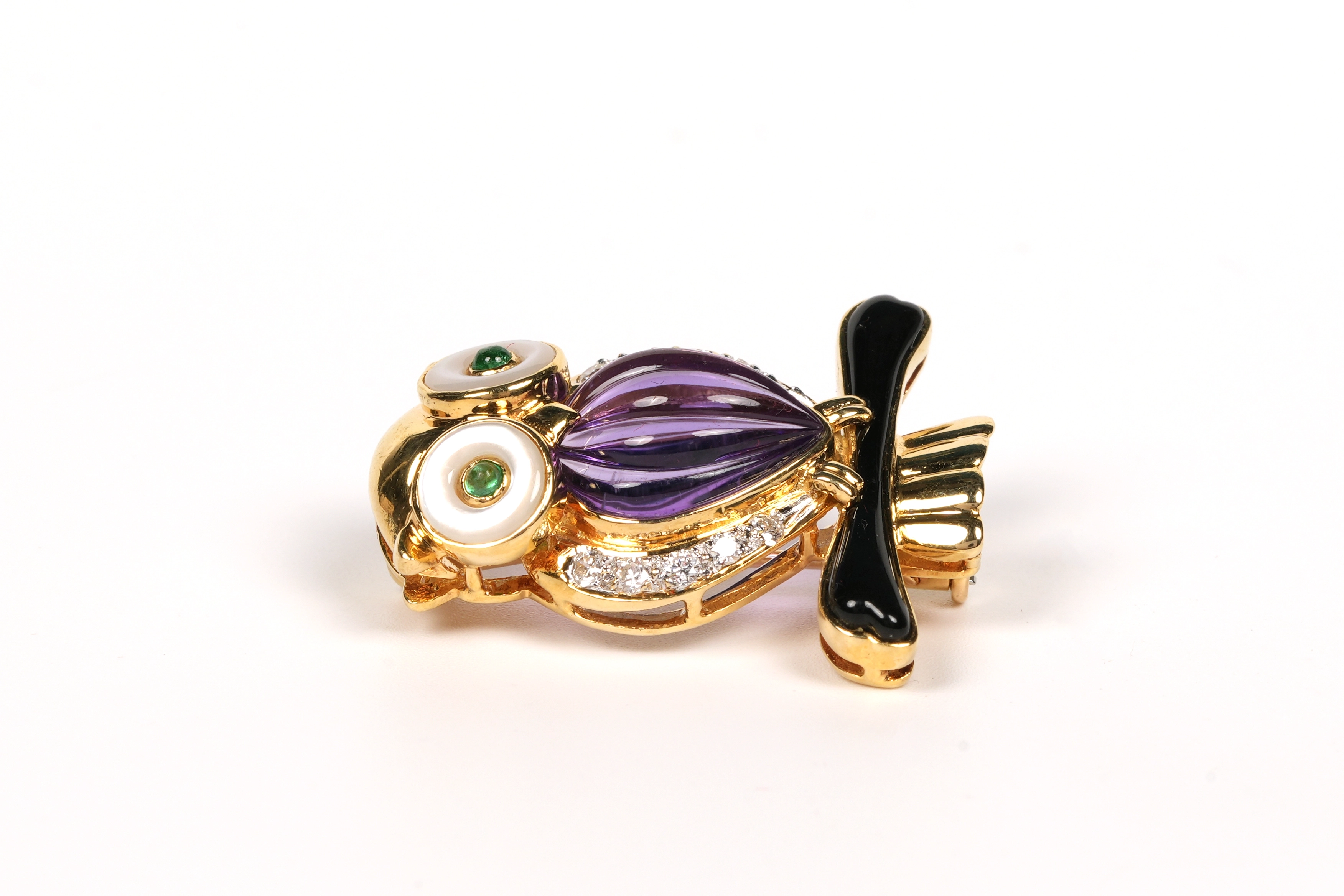 Broche "Hibou" Années 70 en or jaune 18 carats sertie de pierres multiples et de diamants "taille" brillant (+-0.104ct) - 2