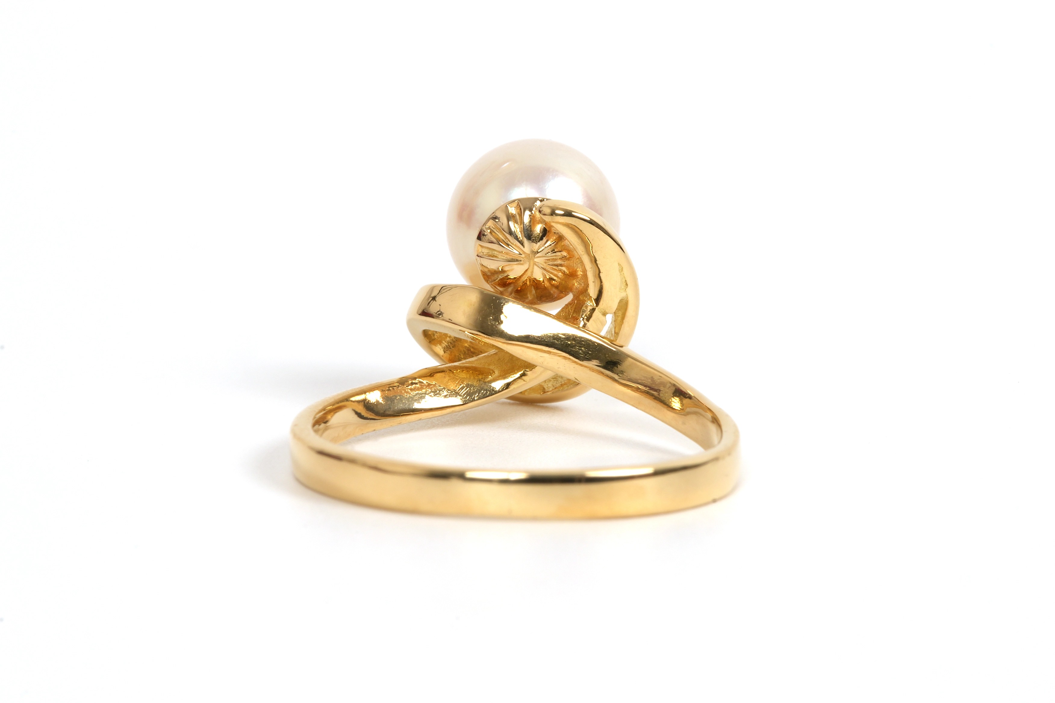Bague Années 70 en or jaune 18 carats sertie d'une perle - 4