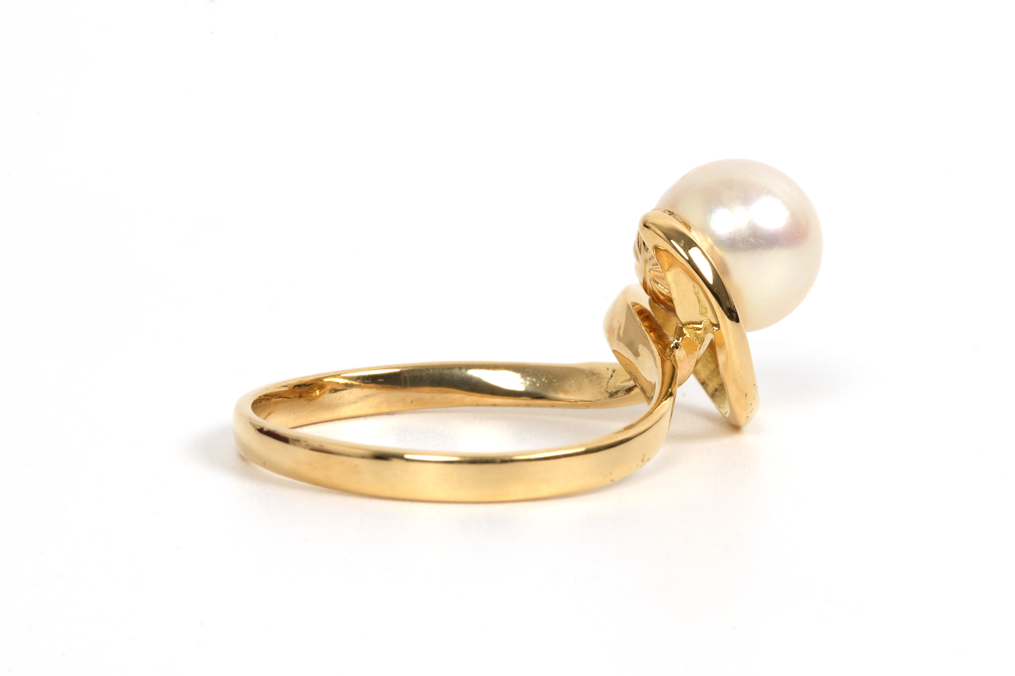 Bague Années 70 en or jaune 18 carats sertie d'une perle - 5