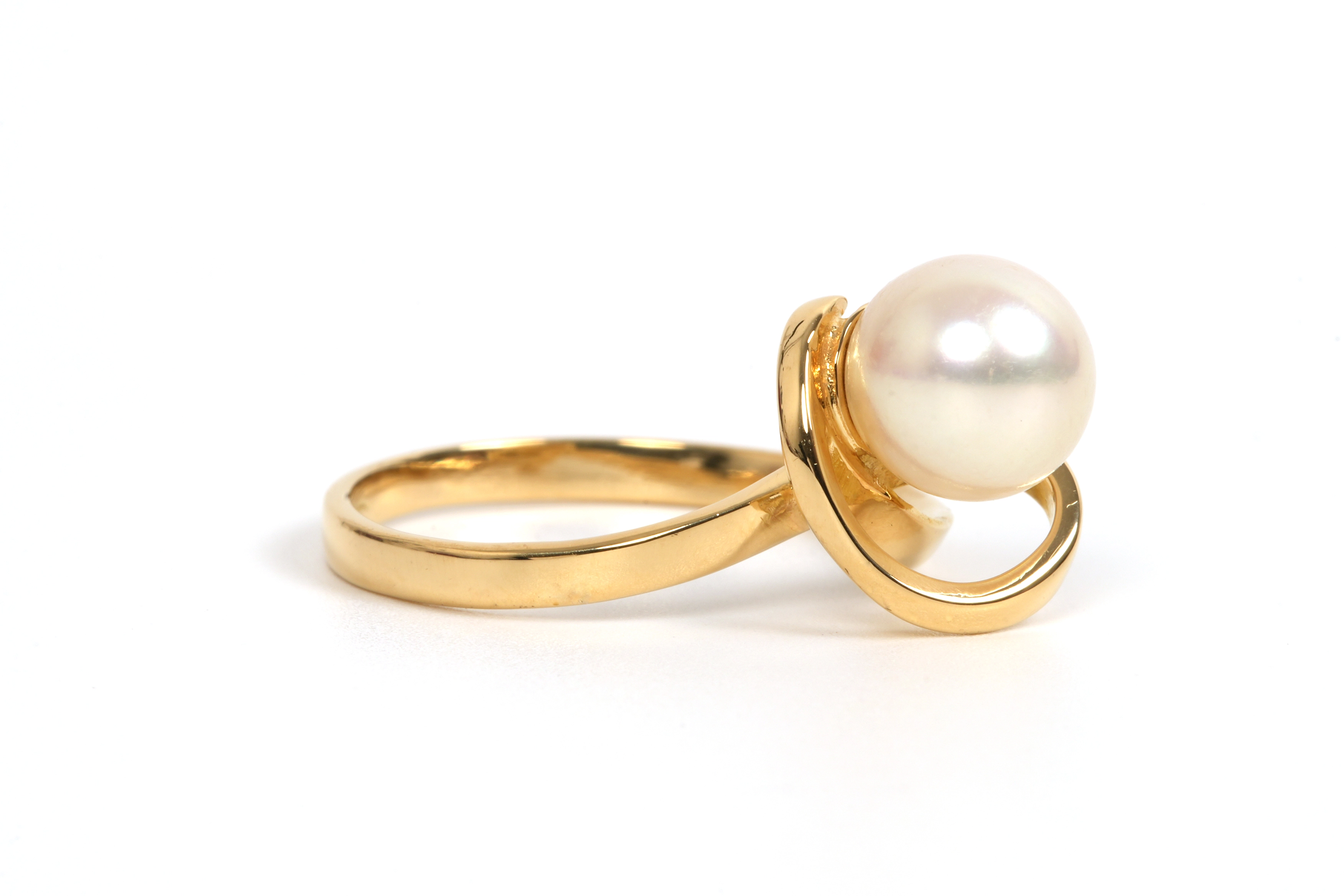 Bague Années 70 en or jaune 18 carats sertie d'une perle - 6