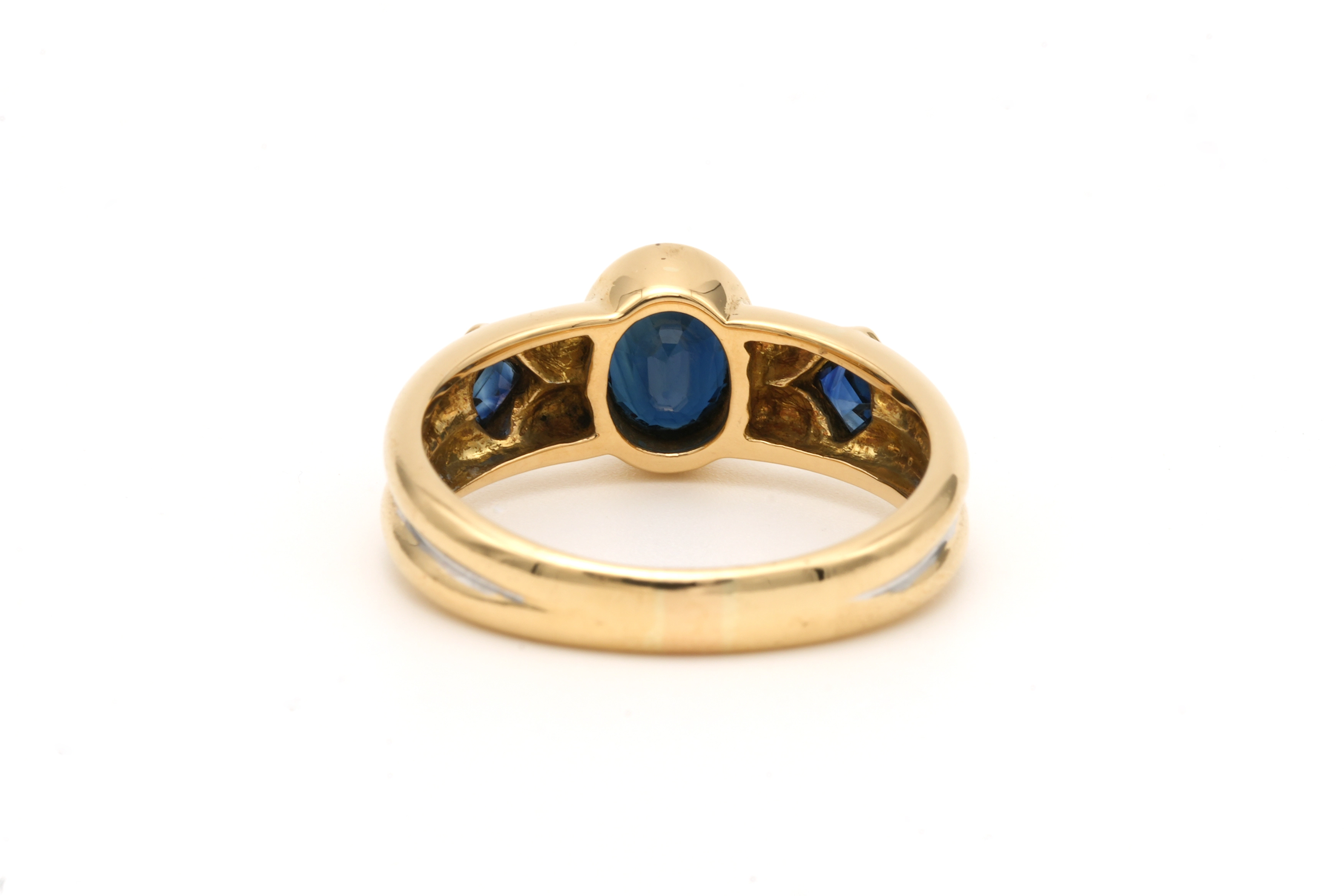 Bague Années 70 en or jaune et blanc 18 carats sertie de saphirs - - 4