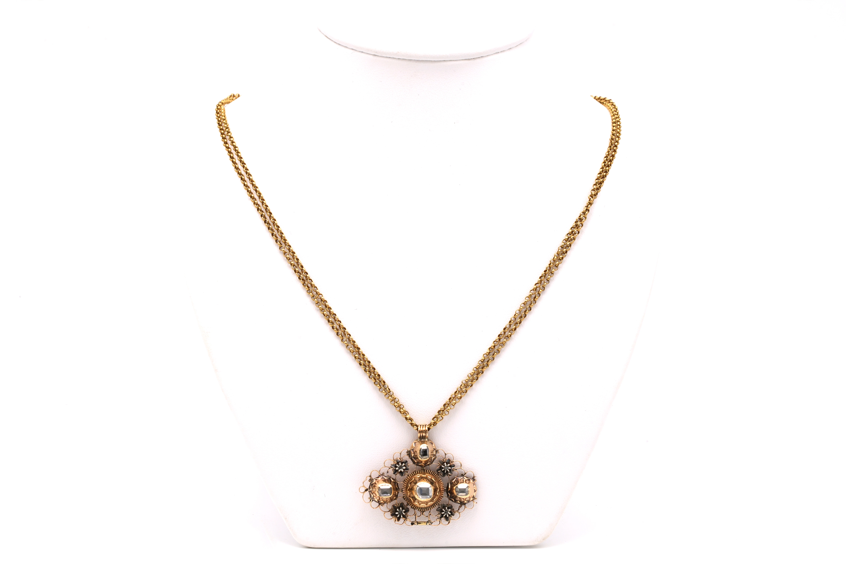 Collier Napoléon III en or jaune 18 carats et diamants "taille" rose - 1