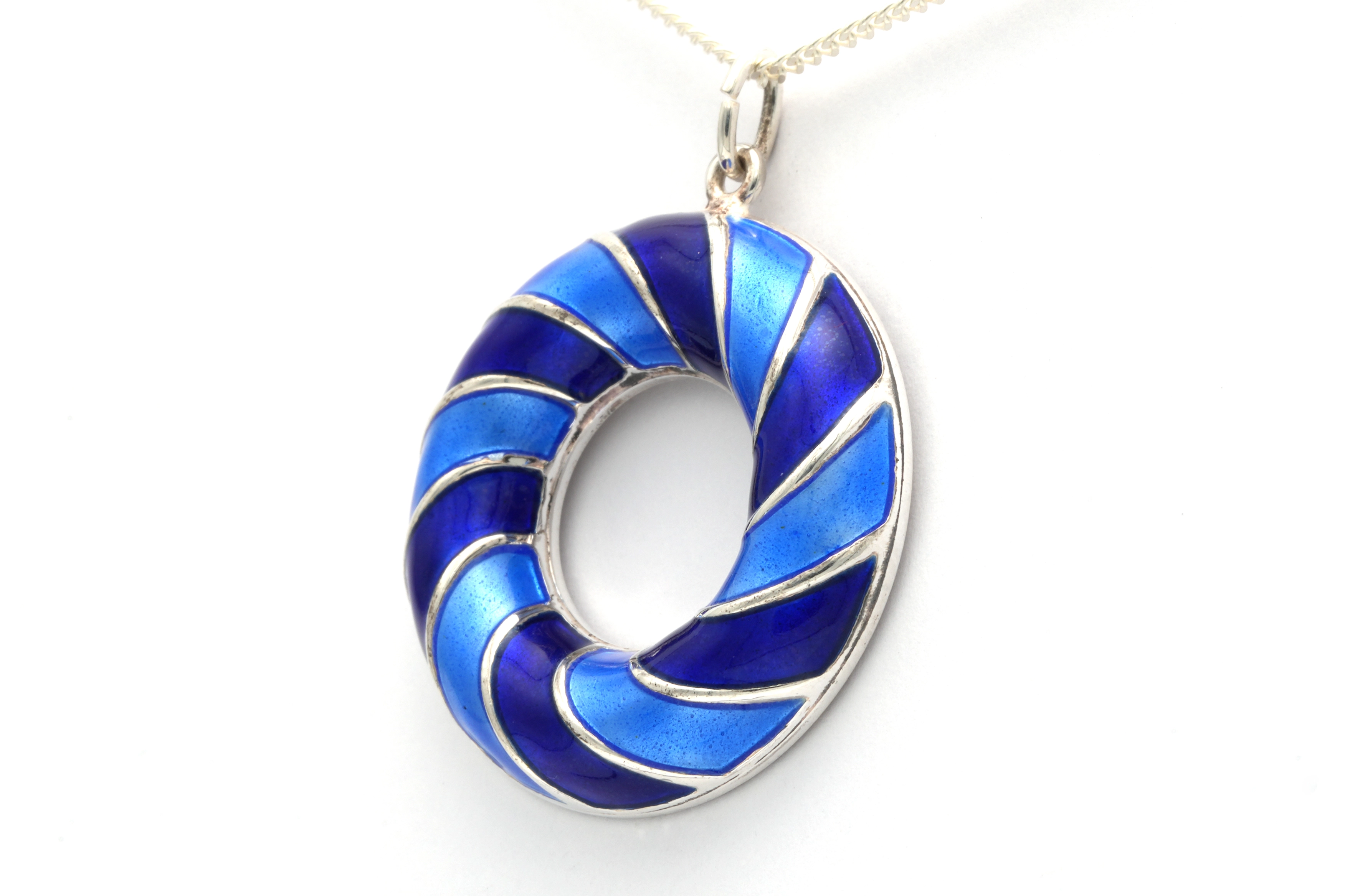 Pendentif Norvègien contemporain en argent 925 serti d'émail signé David Andersen - - 2