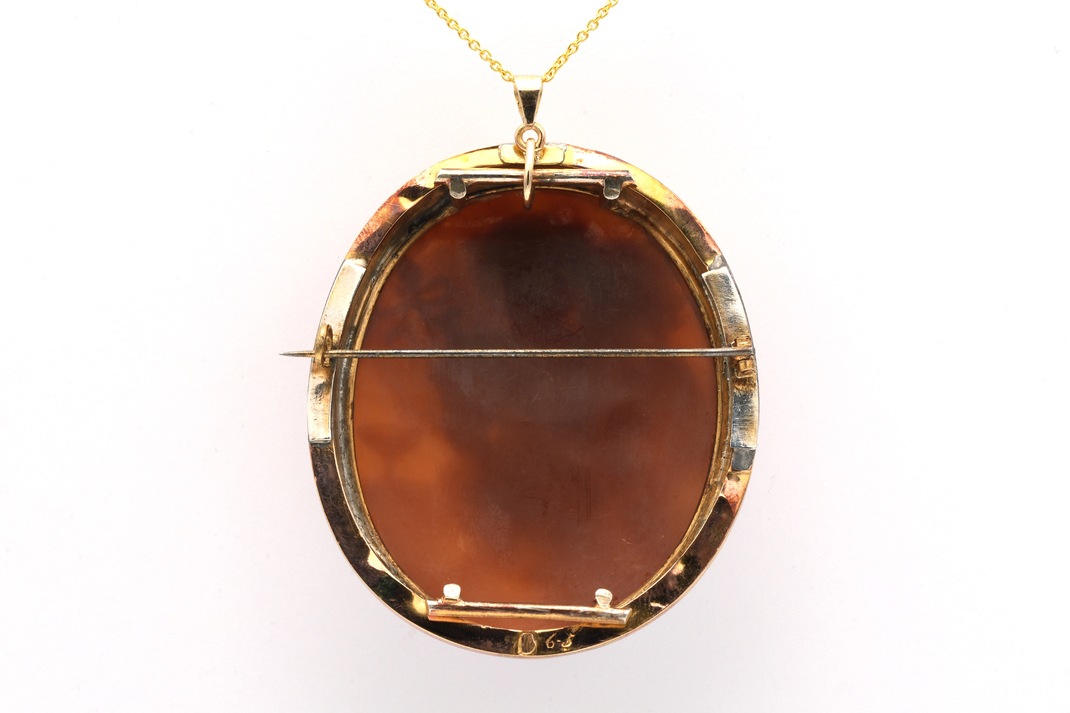 Pendentif - Broche Napoléon III en or jaune 18 carats serti d'un camée - 5