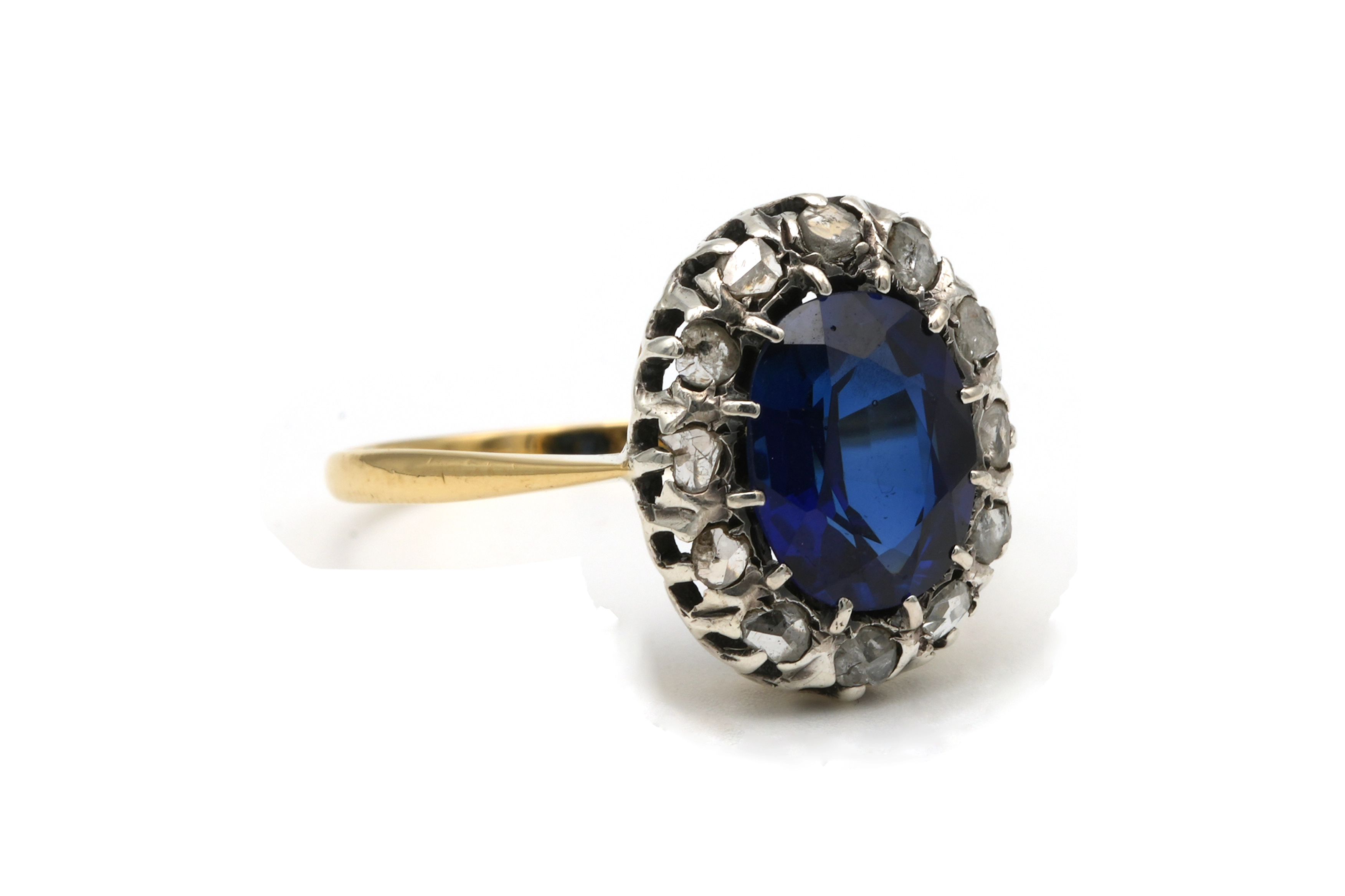 Bague Art Déco en or jaune 18 carats et argent sertie d'un saphir de synthèse et de diamants "taille" rose - 6