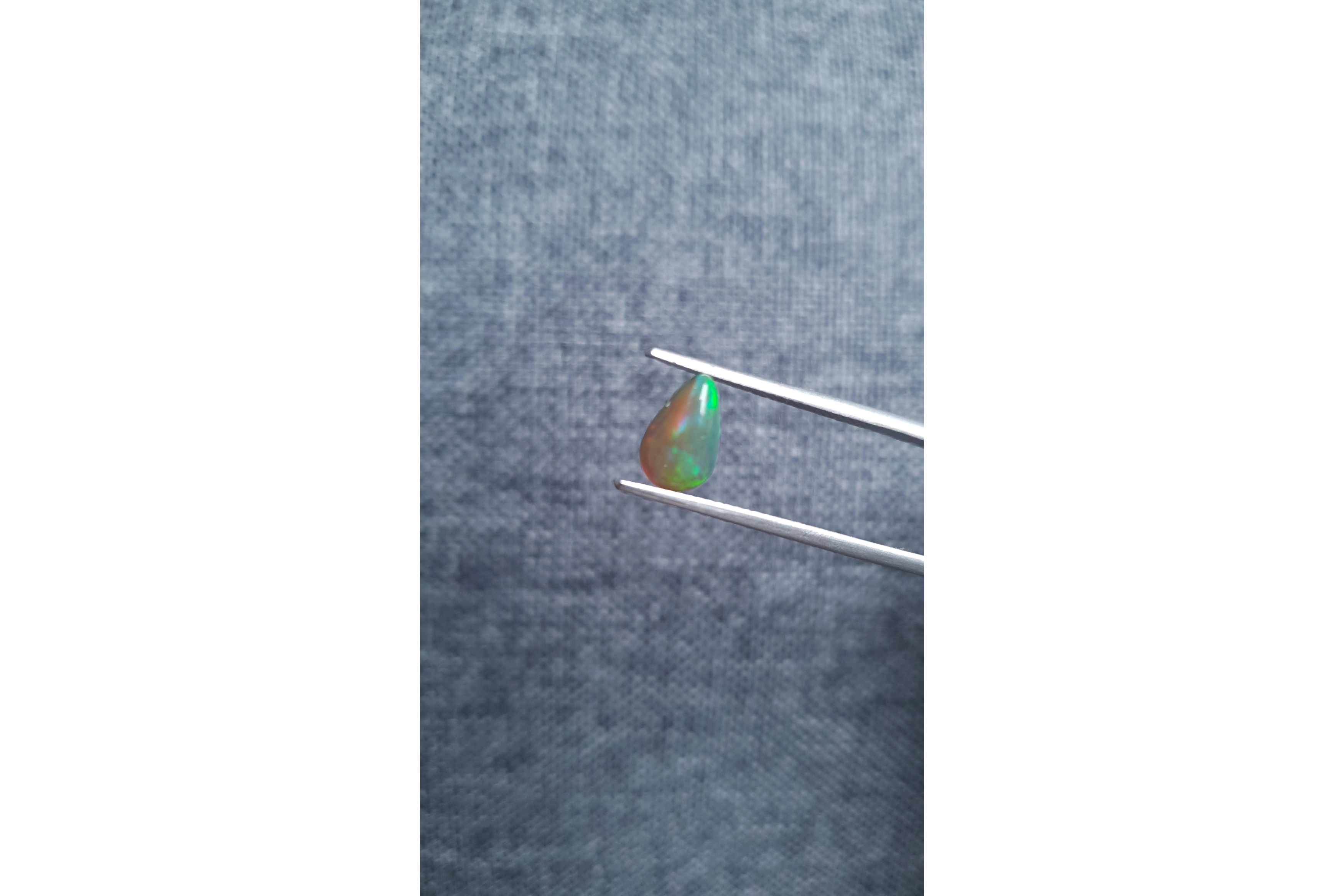 Opale noire 1.80 ct - 4