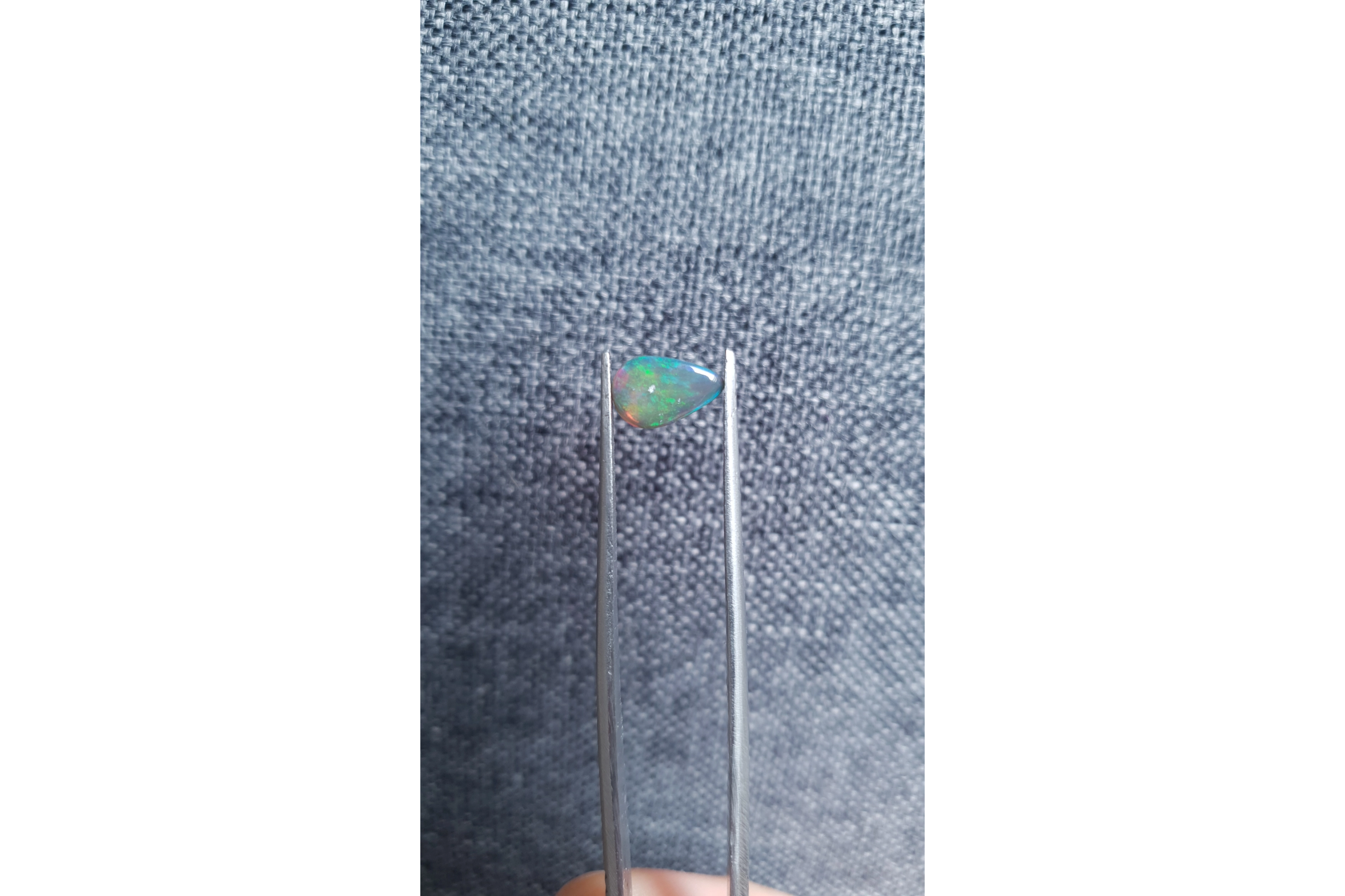 Opale noire 1.80 ct - 6