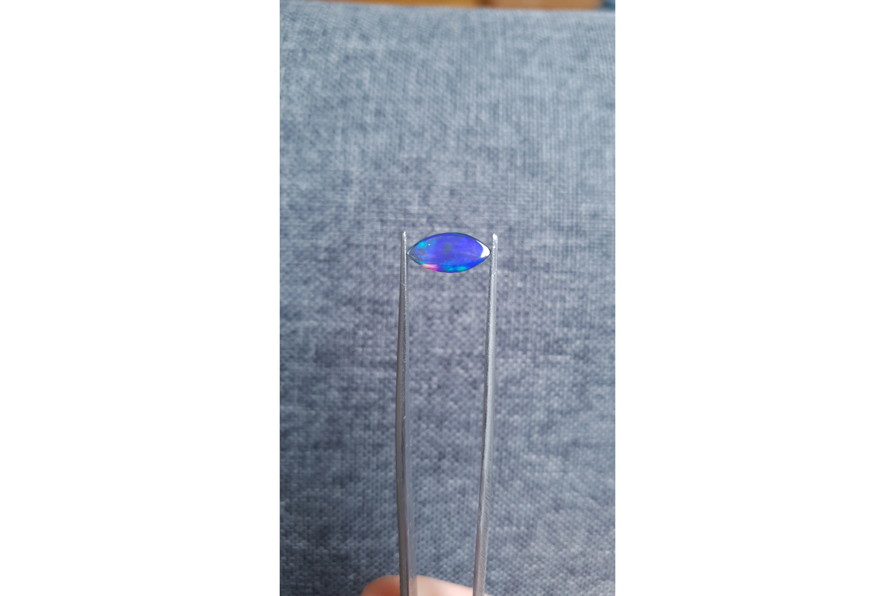 Opale noire 0.88 ct - 5
