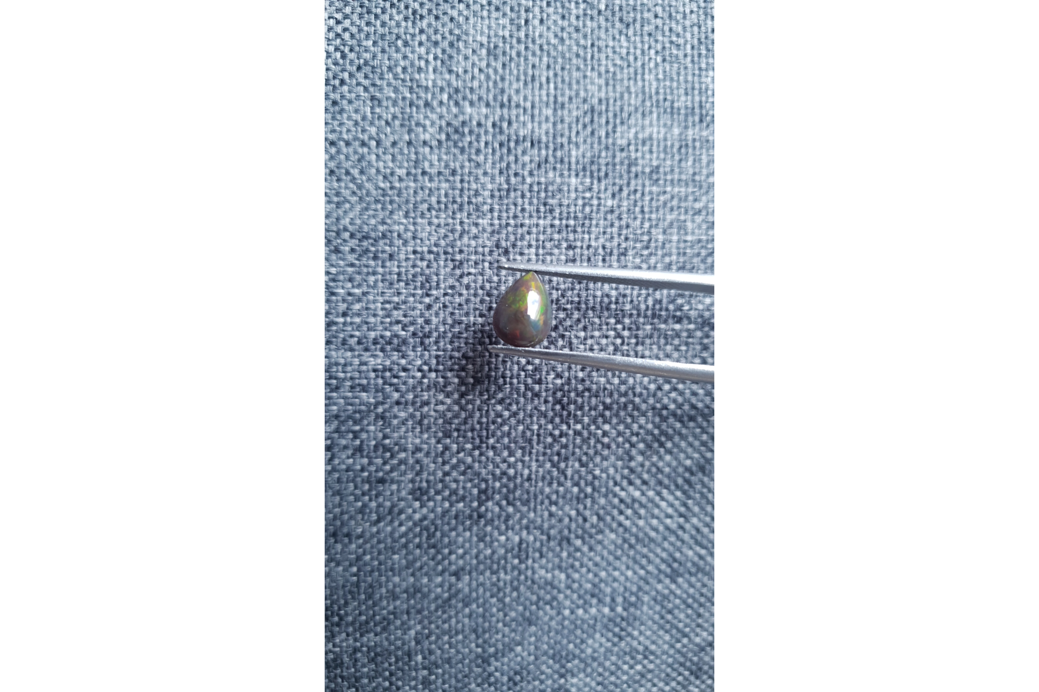 Opale noire 0.78 ct - 3