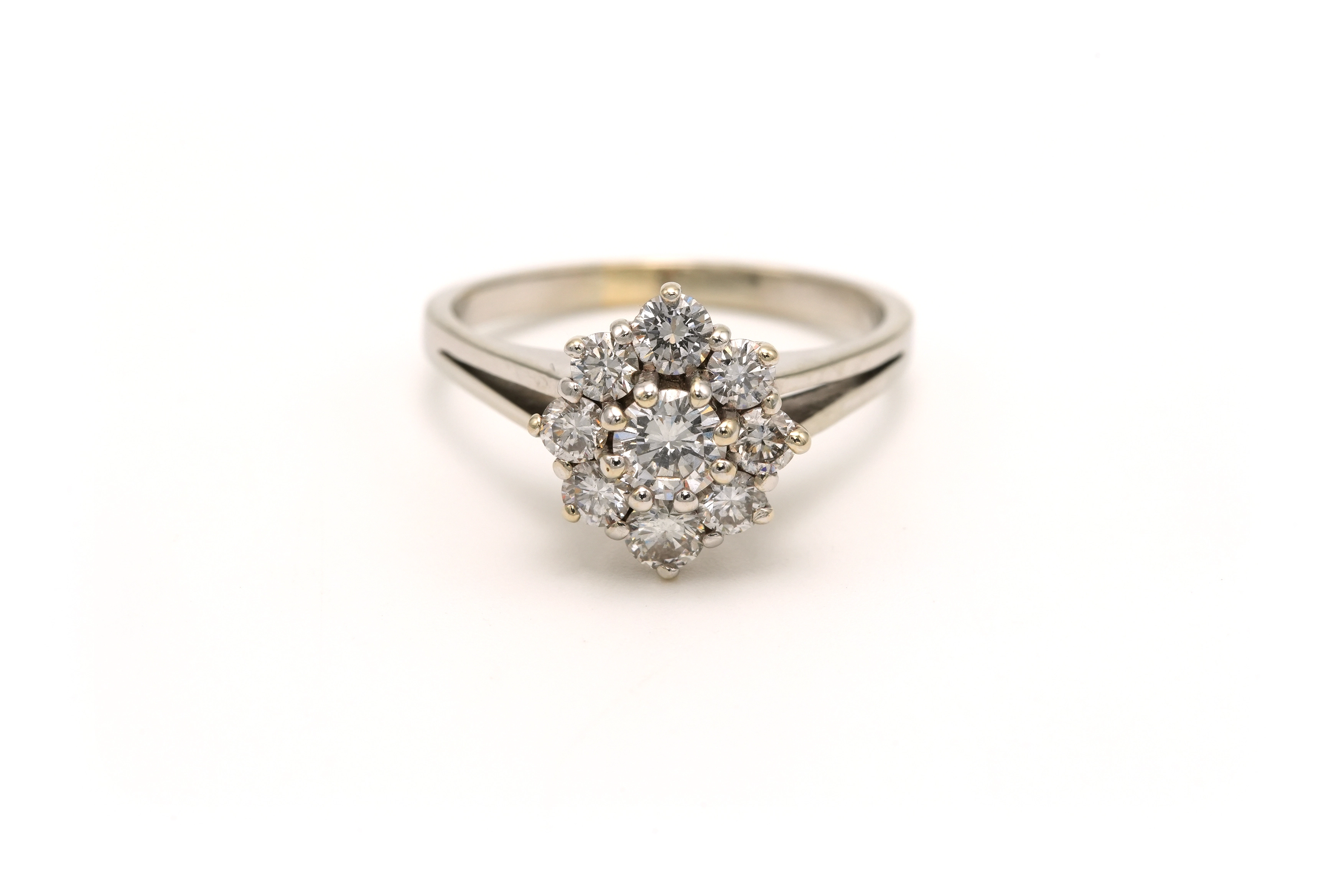 Bague Années 70 en or blanc 18 carats sertie de diamants - 1