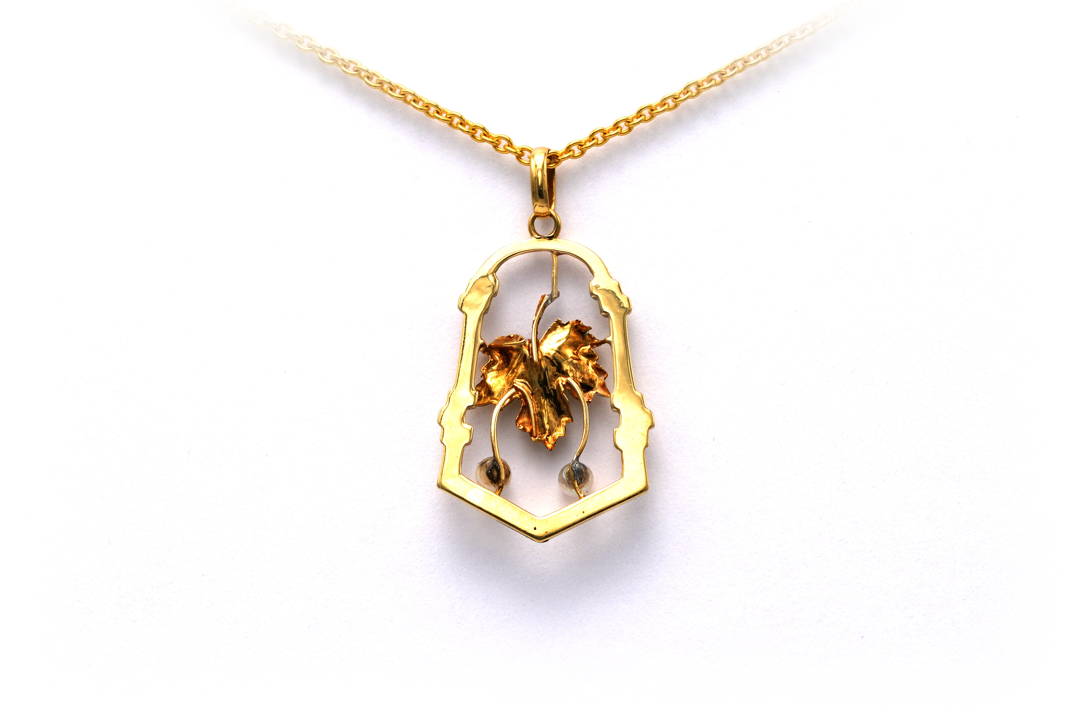 Pendentif Art Nouveau en or jaune 18 carats serti de perles - 4