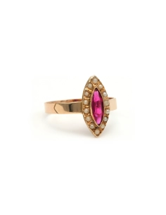 Bague Napoléon III en or jaune 18 carats sertie d'un rubis de synthèse et de perles - 6