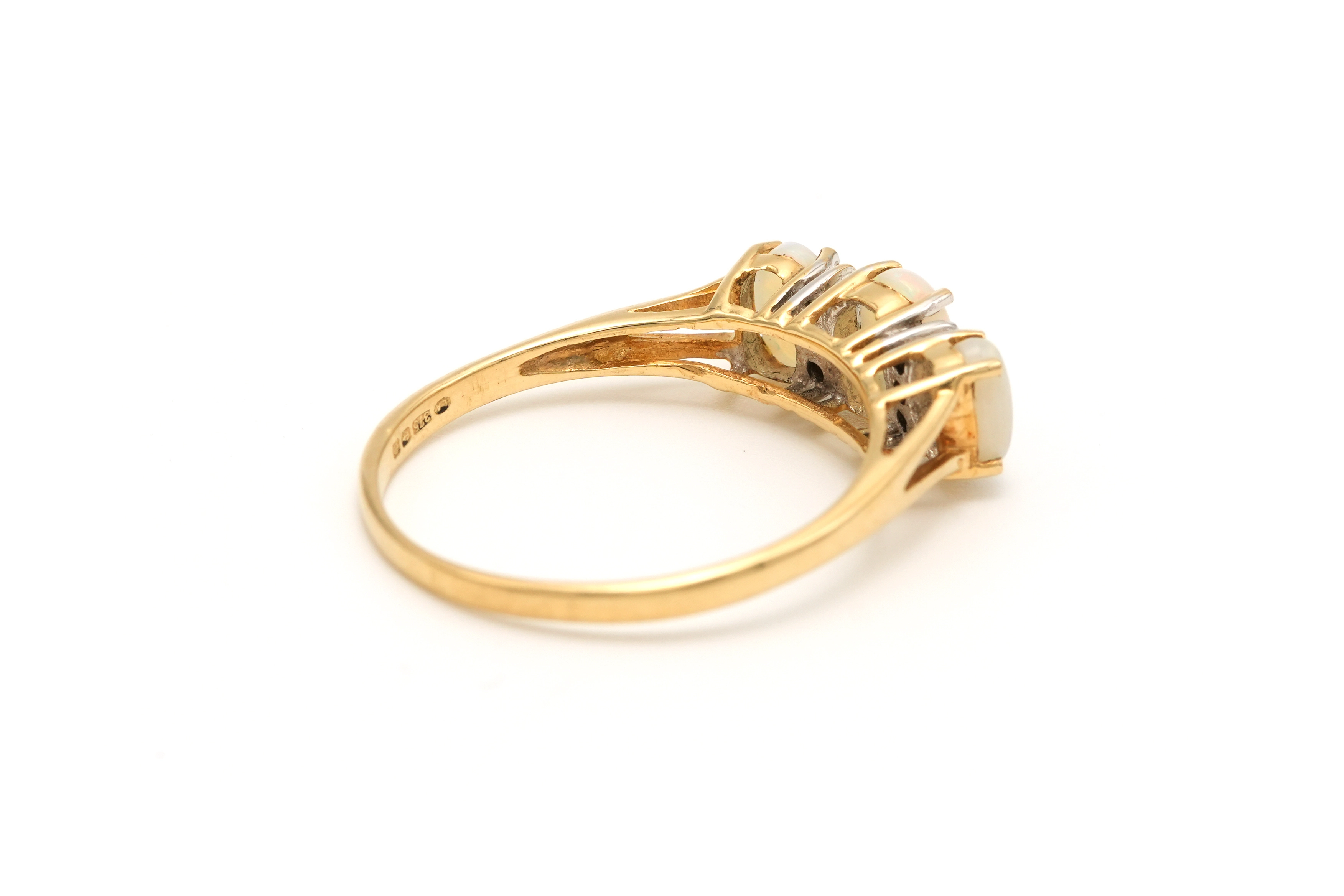 Bague contemporaine en or jaune 9 carats sertie d'opales et de diamants - - 5
