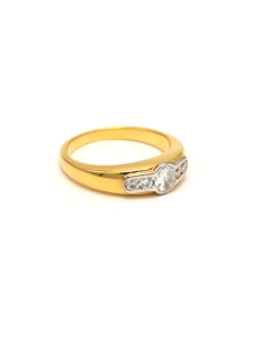 Bague contemporaine en or jaune et blanc 18 carats sertie de diamants - 6