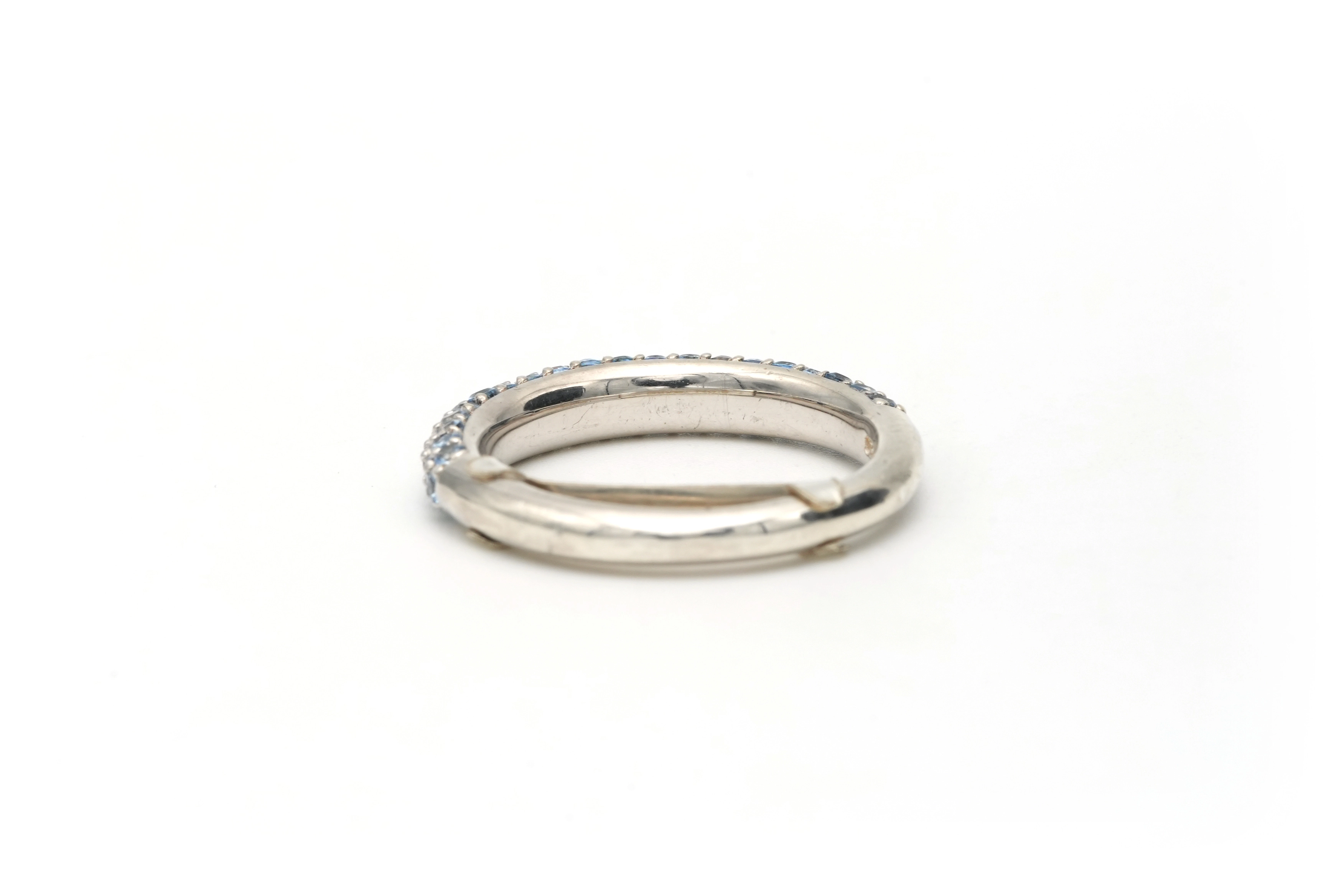 Bague contemporaine en argent 925, sertie de zirconiums bleus - 4