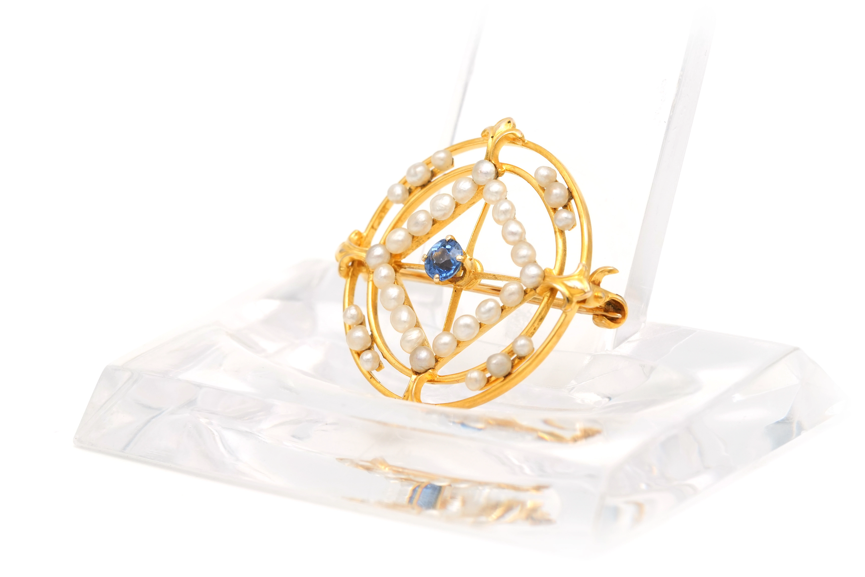 Broche Art Nouveau en or jaune 18 carats sertie d'un saphir et de perles - 4