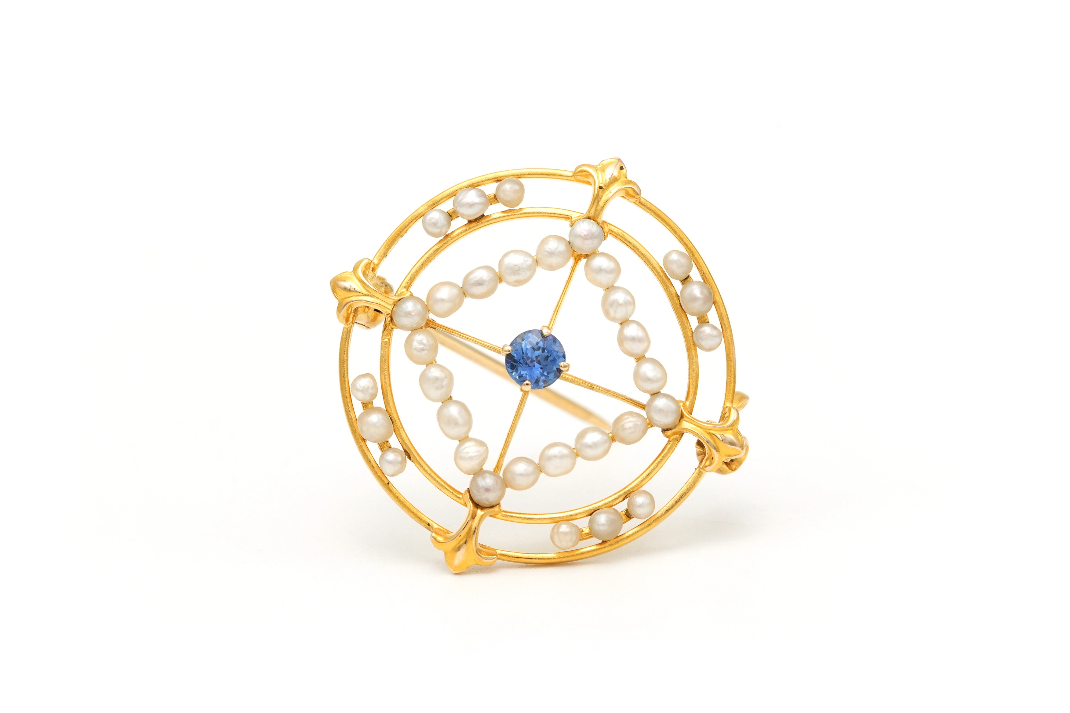 Broche Art Nouveau en or jaune 18 carats sertie d'un saphir et de perles - 1