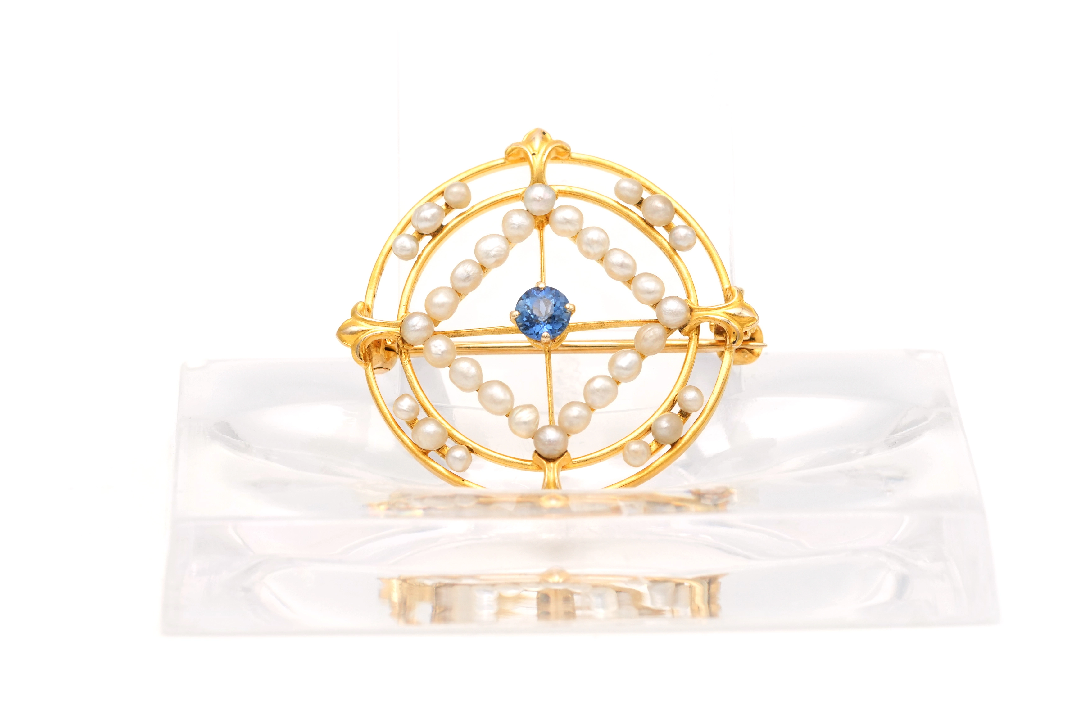 Broche Art Nouveau en or jaune 18 carats sertie d'un saphir et de perles - 3