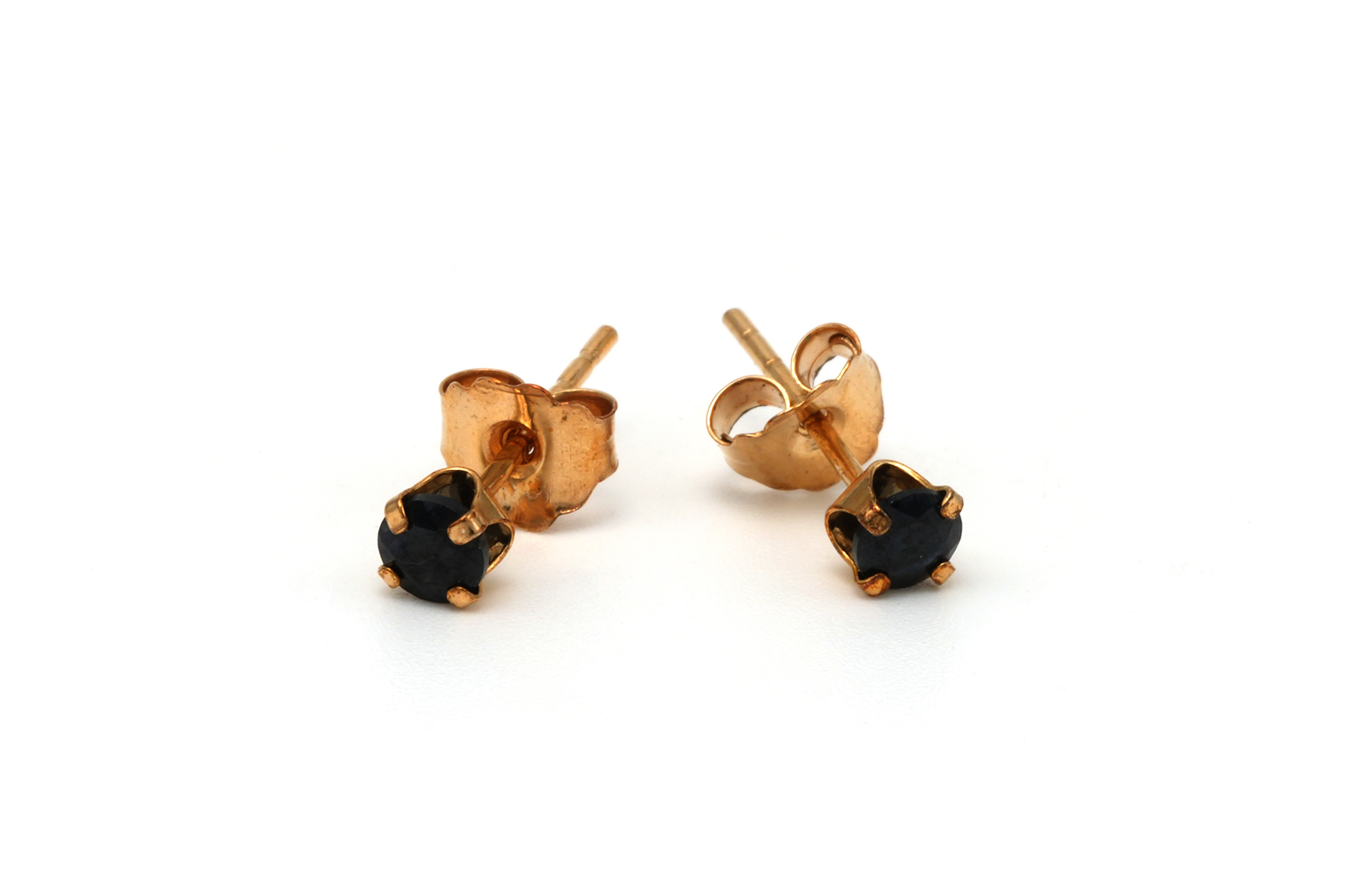 Boucles d'oreilles contemporaines en or jaune 9 carats serties de saphirs - 1